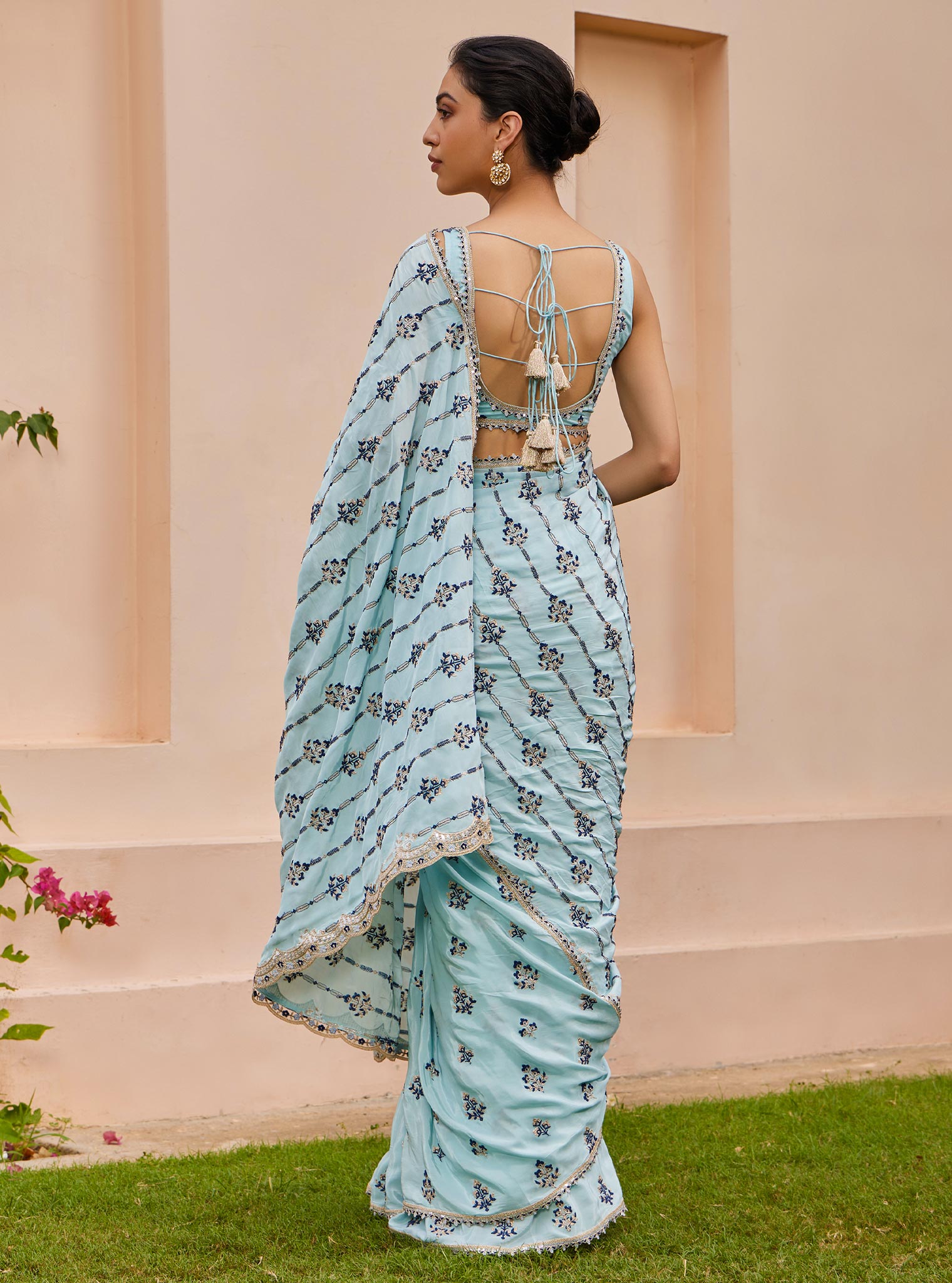Dayika Crepe Blue Saree