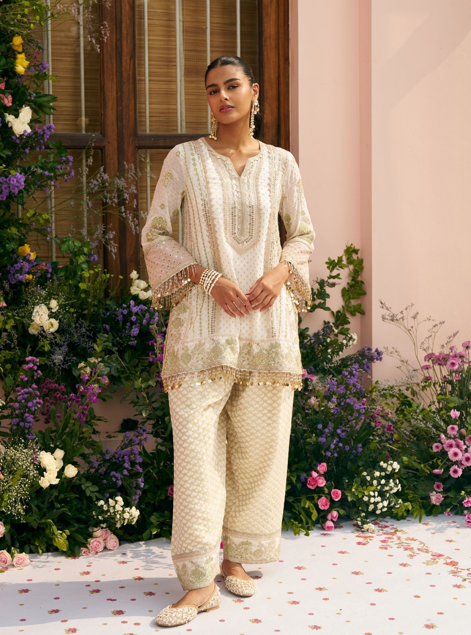 Panchi Banarsi Off White Kurta Set
