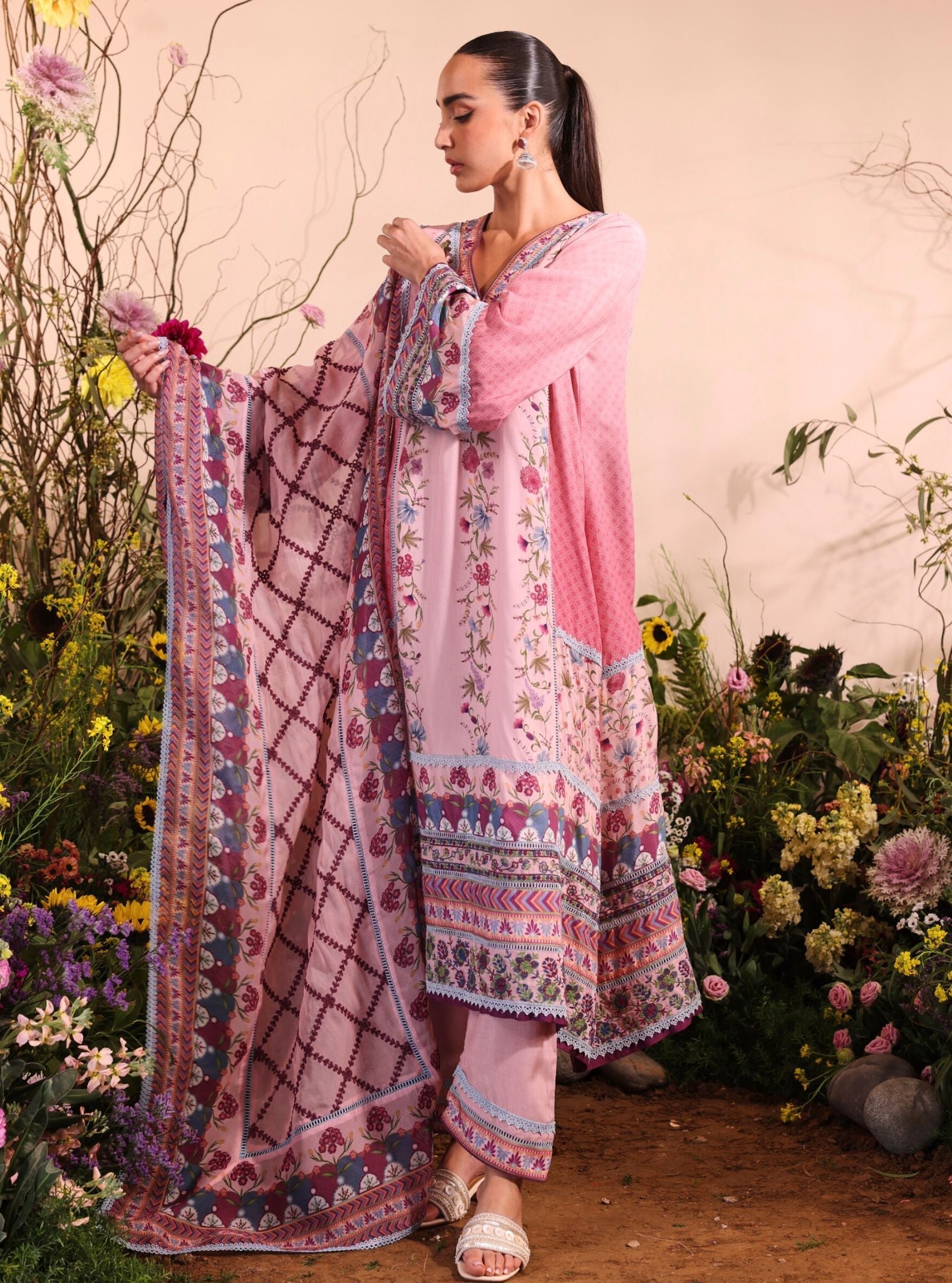 Yamini Printed Ombre Lawn Pink Kurta Set