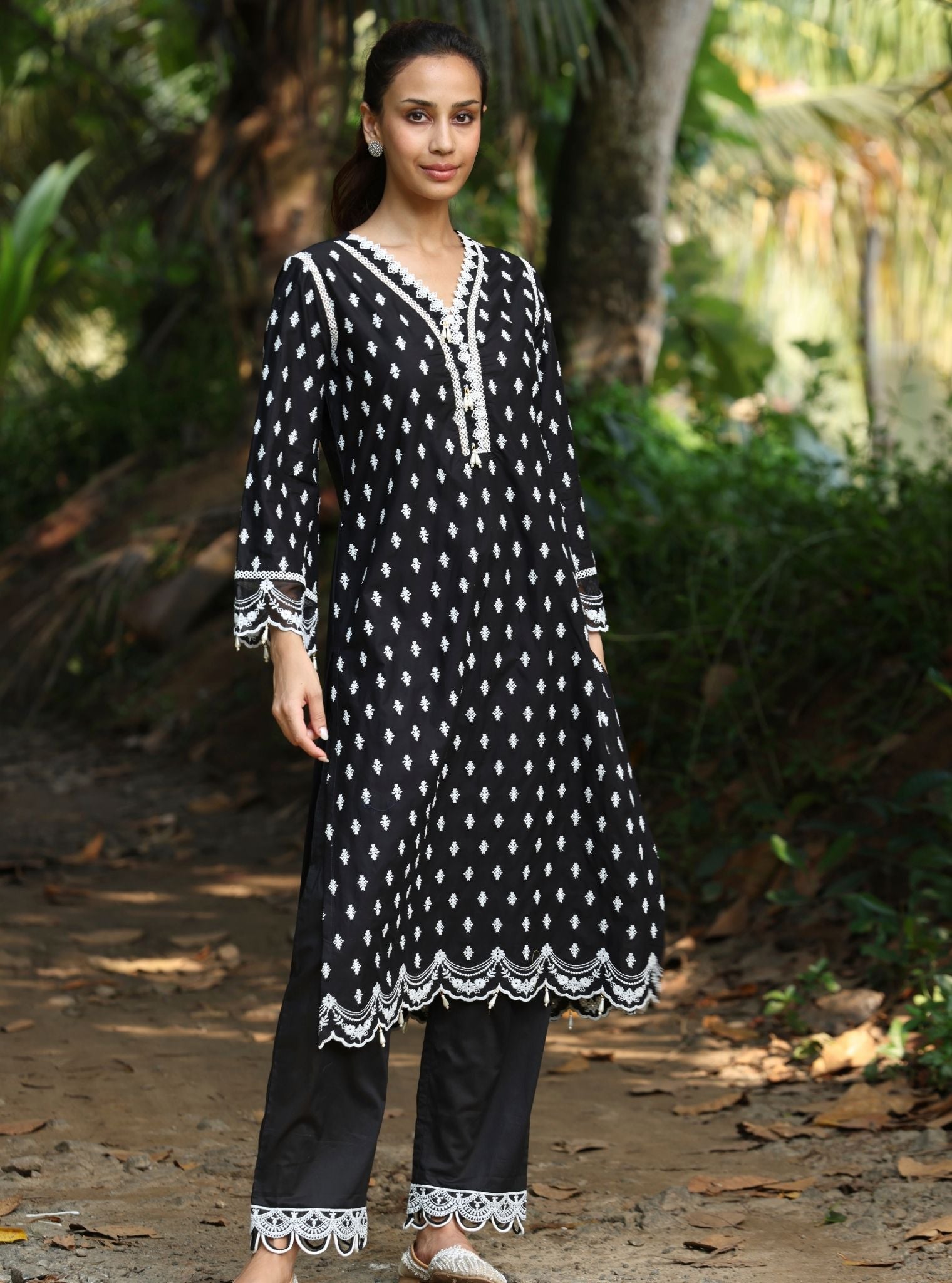 Nivi Supima Cotton Black Kurta With Ilya Pant