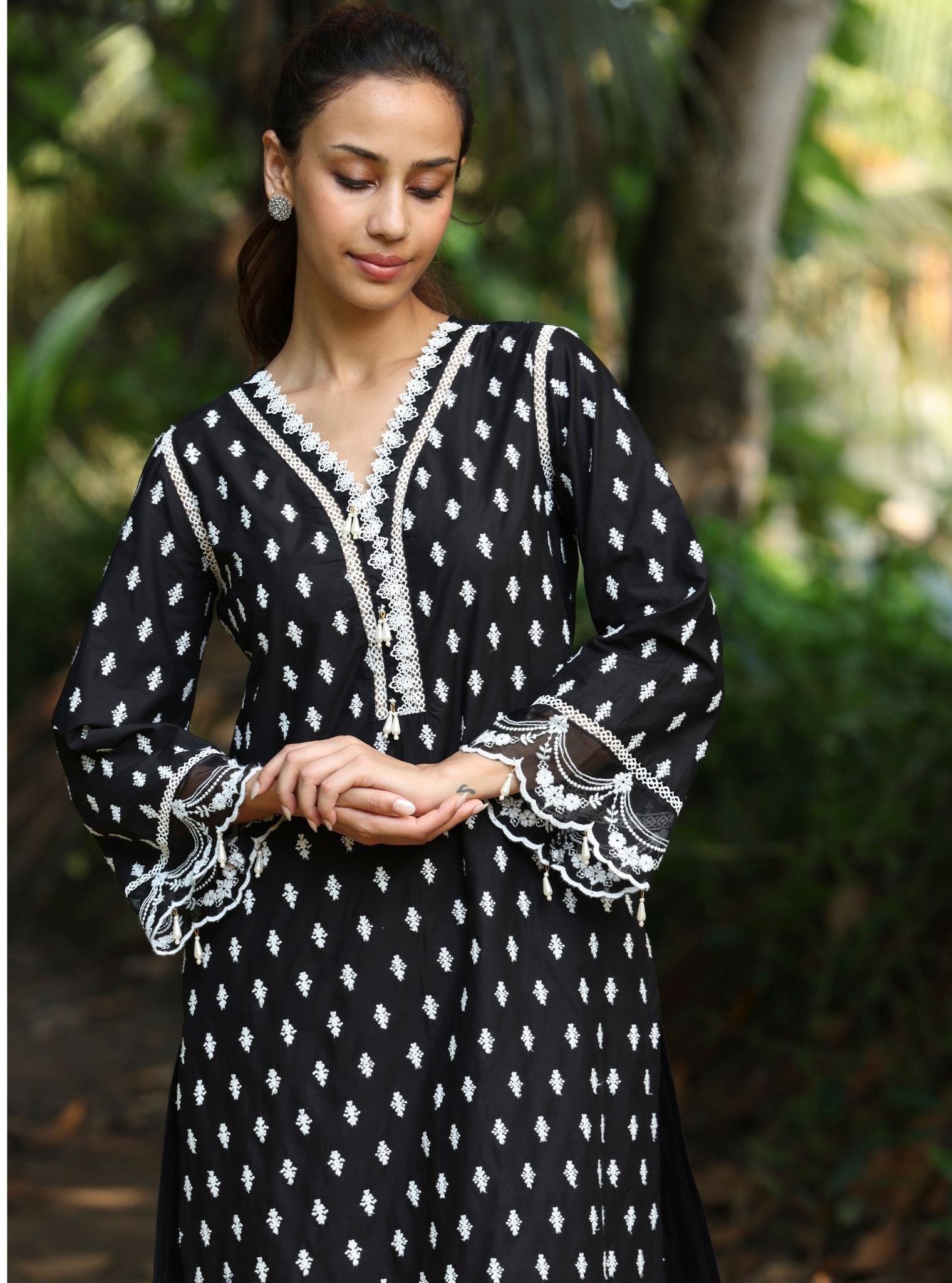 Nivi Supima Cotton Black Kurta With Ilya Pant