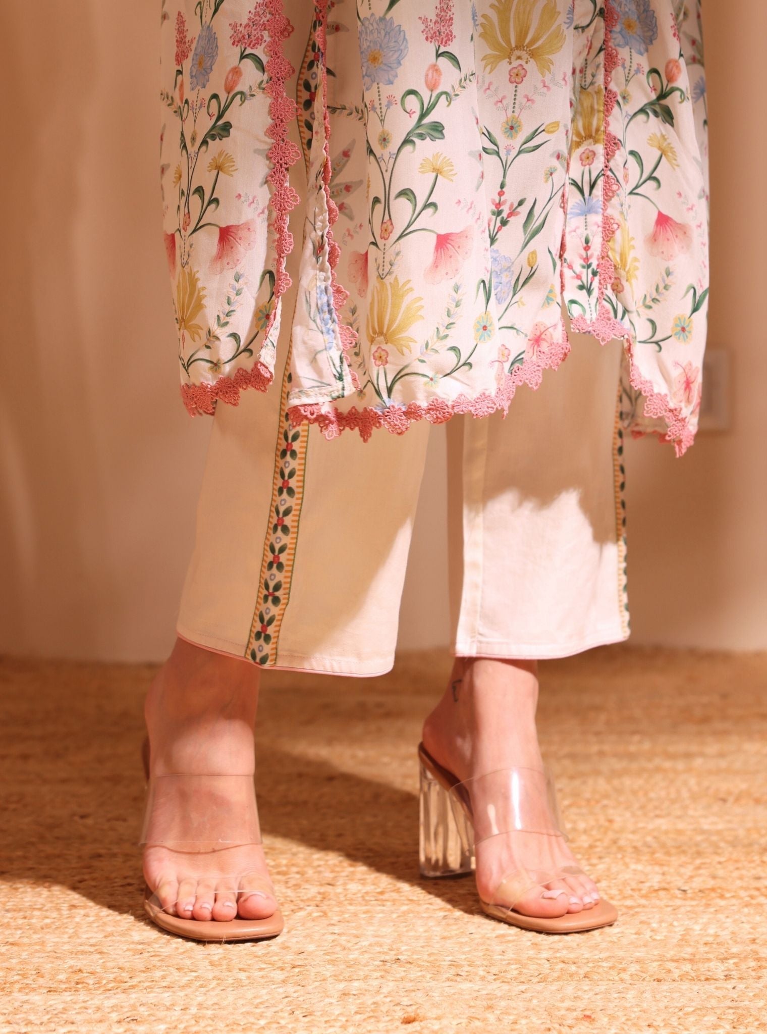 Sene Lawn Printed Off White Kurta Set