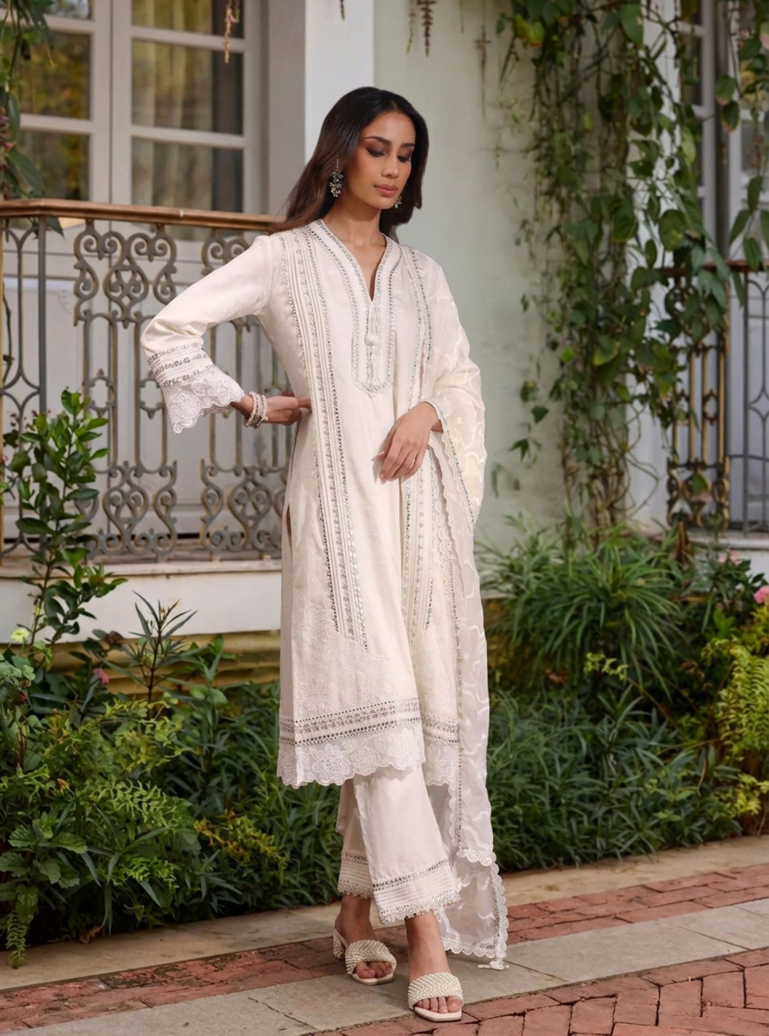 Pira Pima Satin Off White Kurta Set
