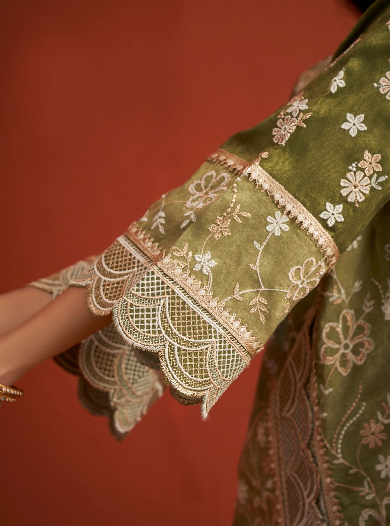 Sadke Tissue Linen Satin Sage Green Kurta Set