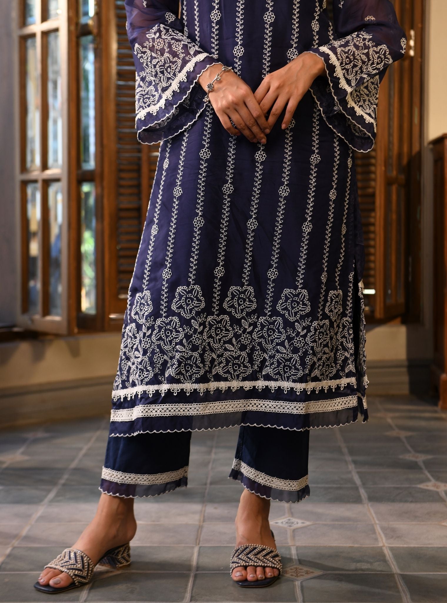Mulmul Organza Parisa Navy Kurta With Mulmul Cotton Parisa Navy Pant