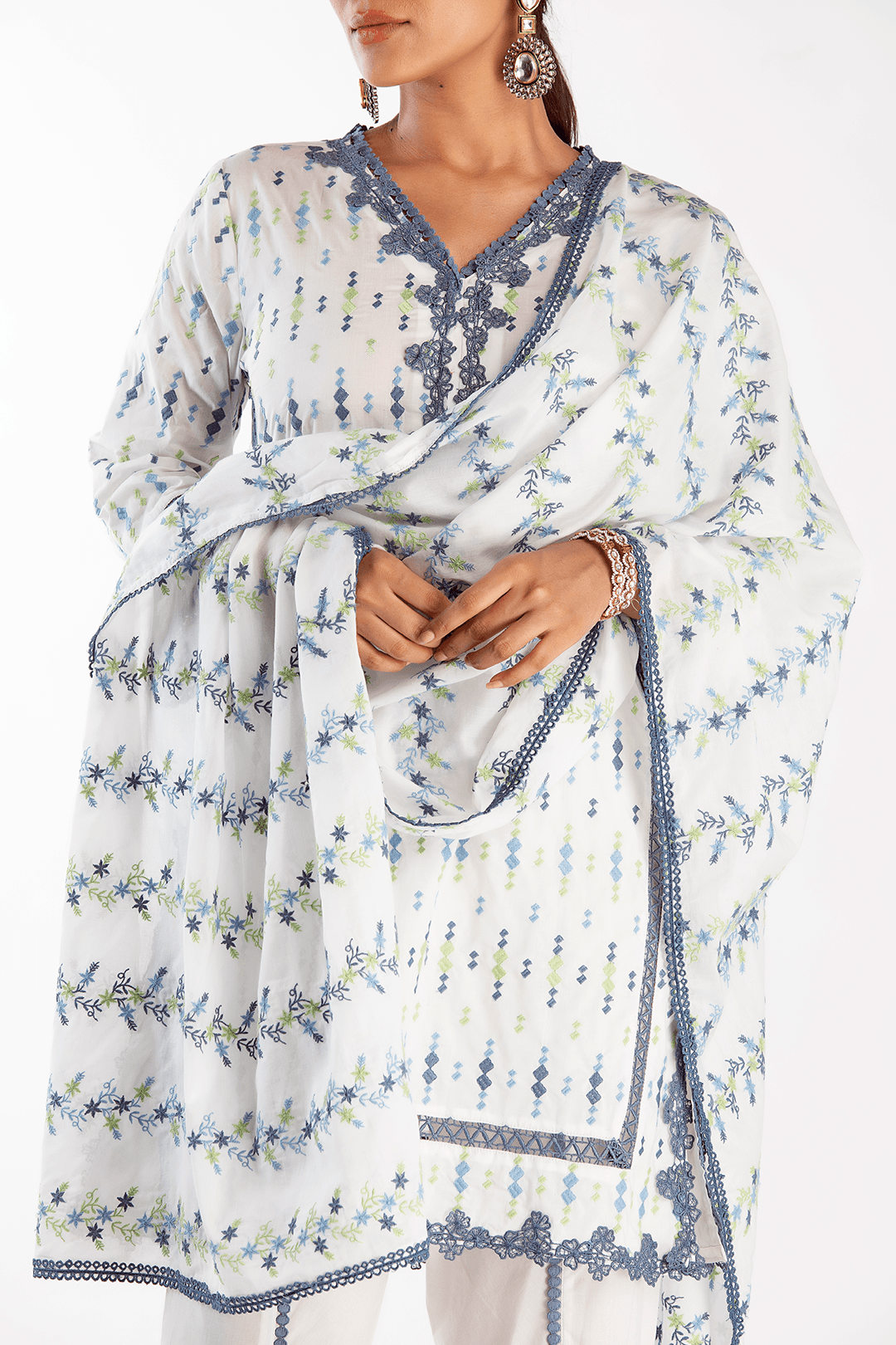 Mulmul Supima Cotton Botanica White Dupatta