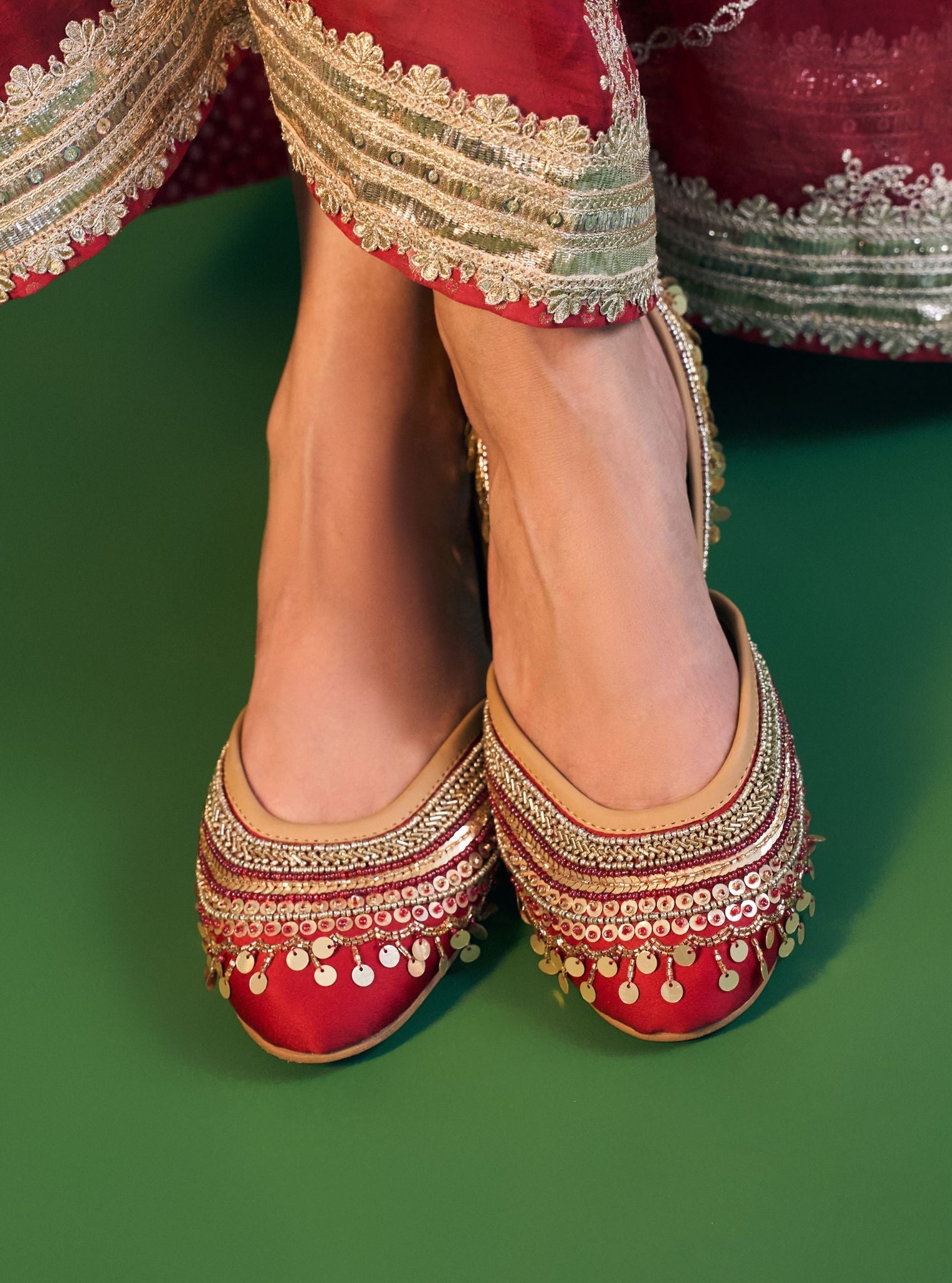 Jasmine Red Vegan Jutti