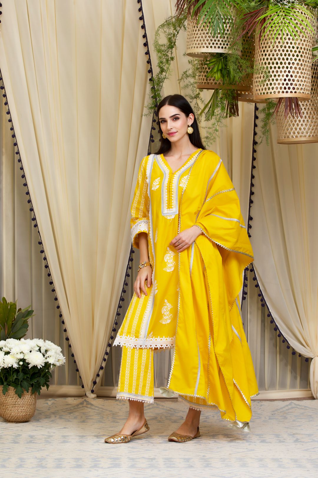 Mulmul Cotton Amelia Kurta With Amelia Pyajama