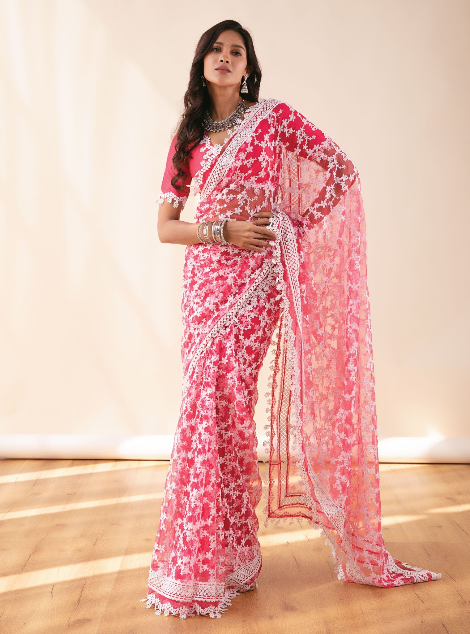 Peora Net Red Saree