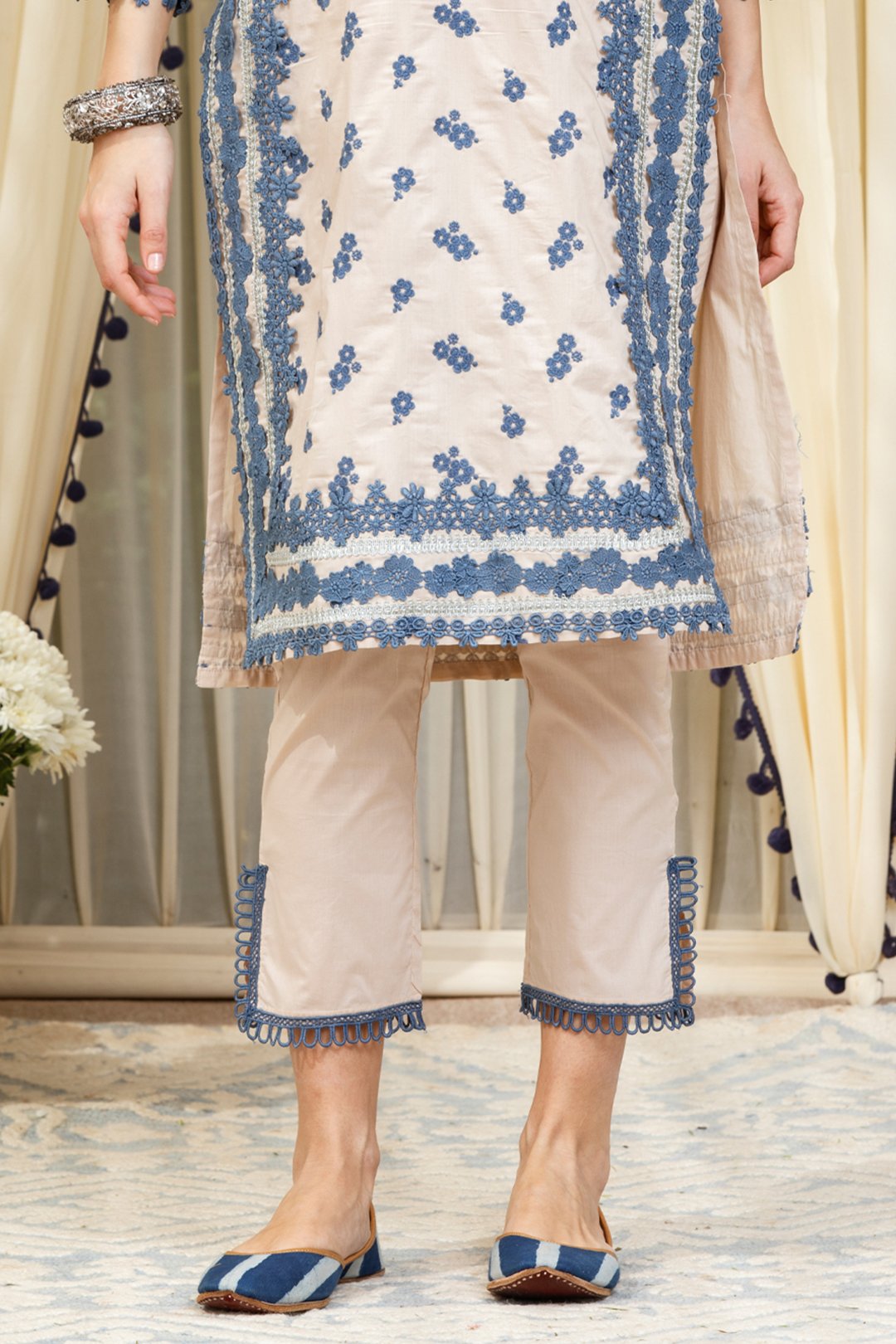 Mulmul Cotton Daniella Kurta With Slit Pants