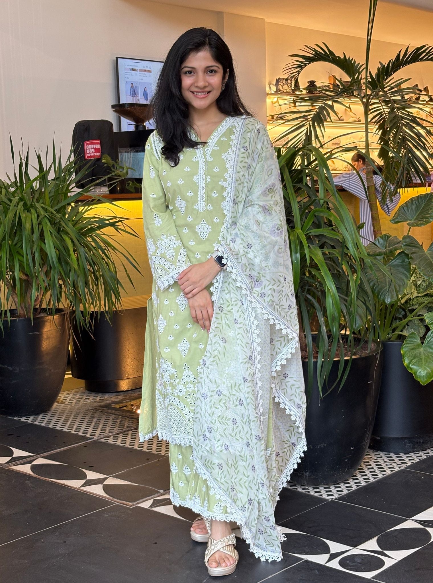 Mulmul Cotton Peehu Green Kurta with Mulmul Cotton Peehu Green Pant