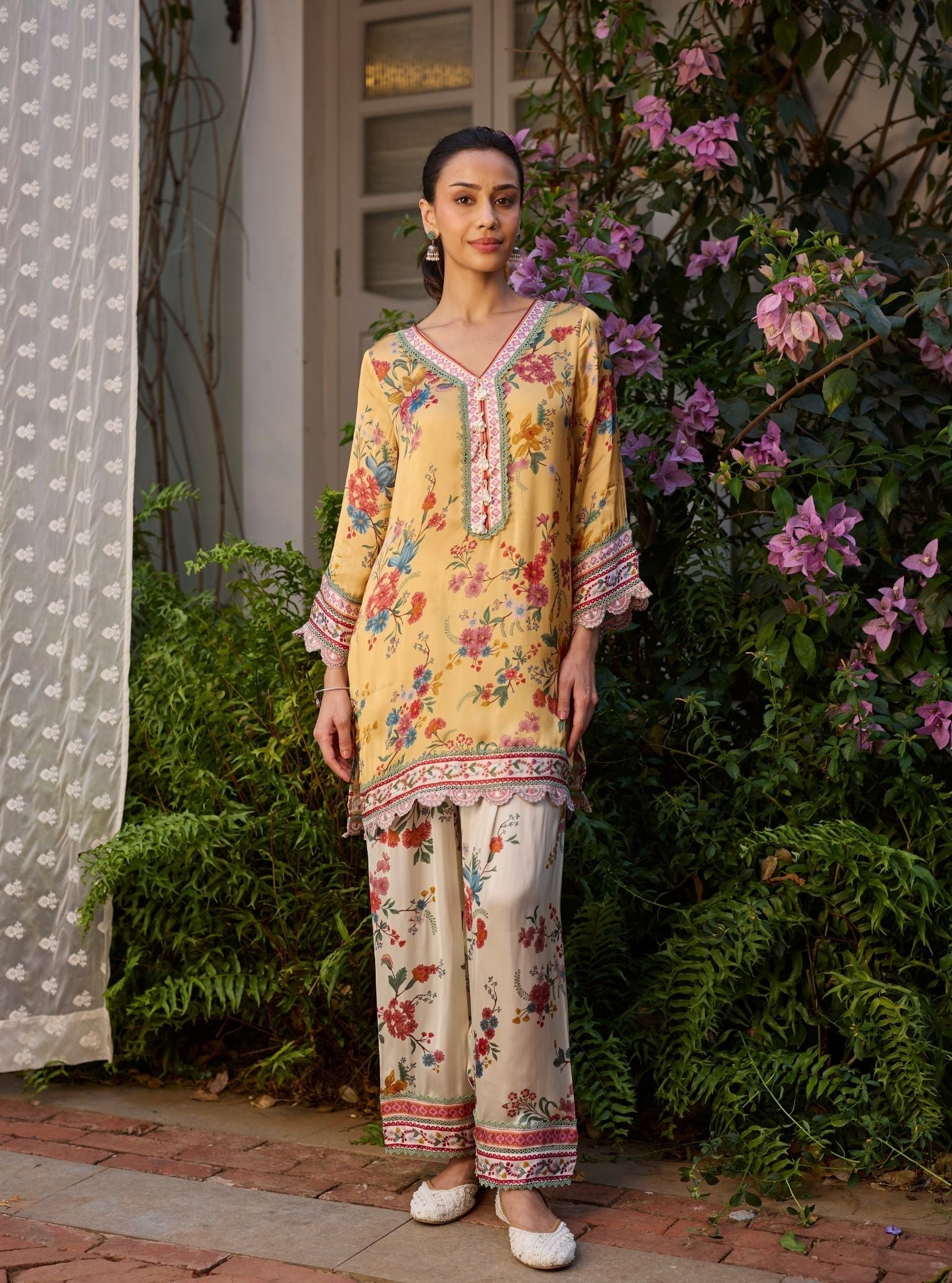 Kena Cupro Satin Mustard Kurta Set