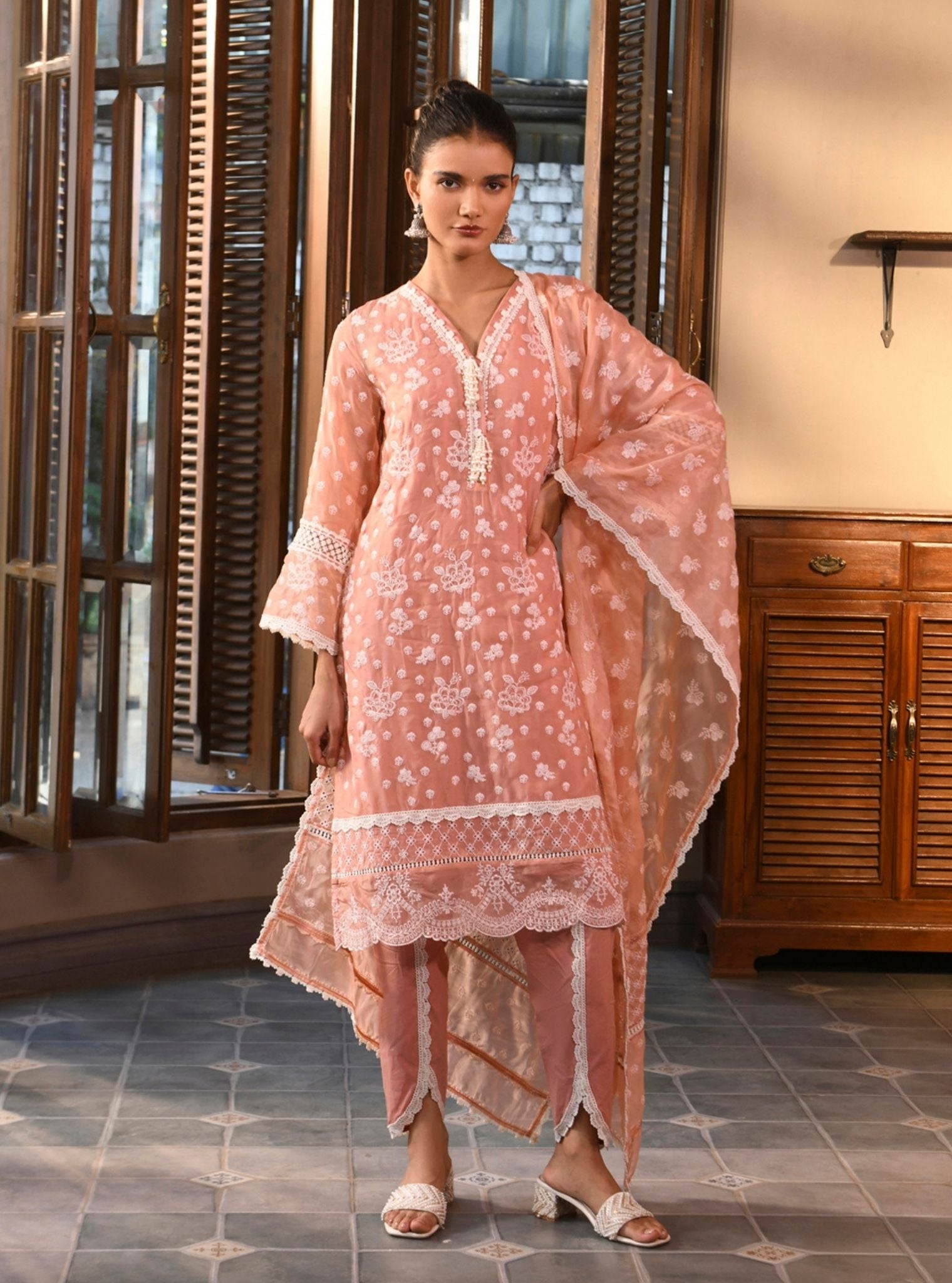 Mulmul Organza Aylin Peach Kurta With Mulmul Cotton Aylin Peach Dhoti Pant