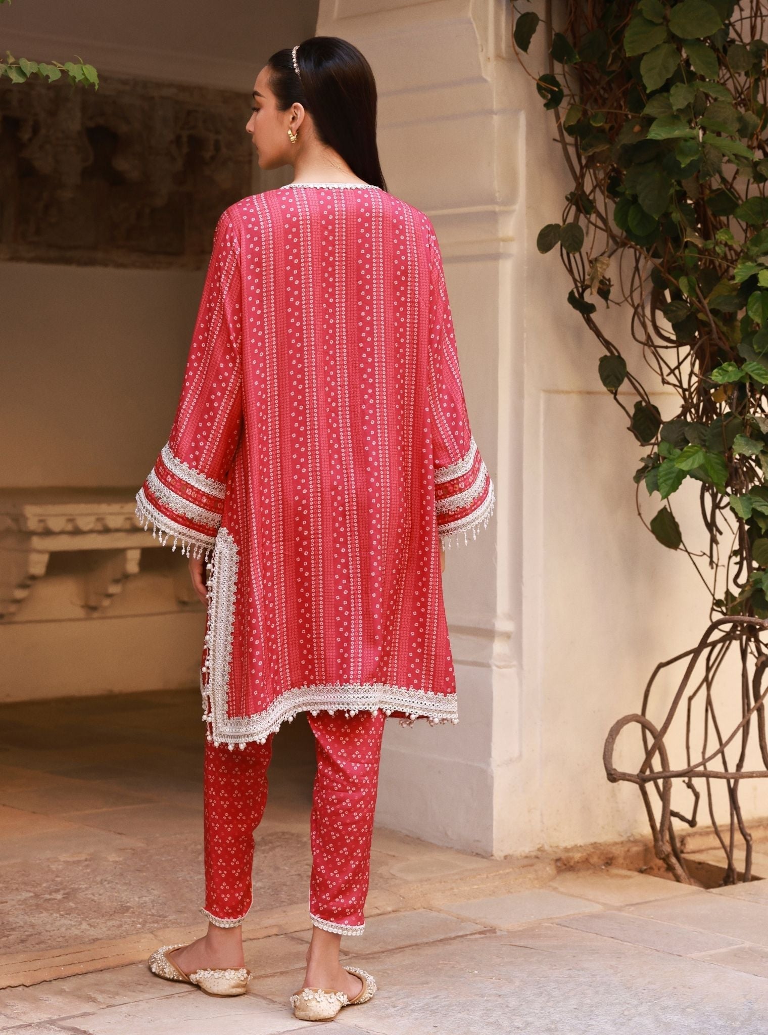 Vanera Fuschia Kurta Set