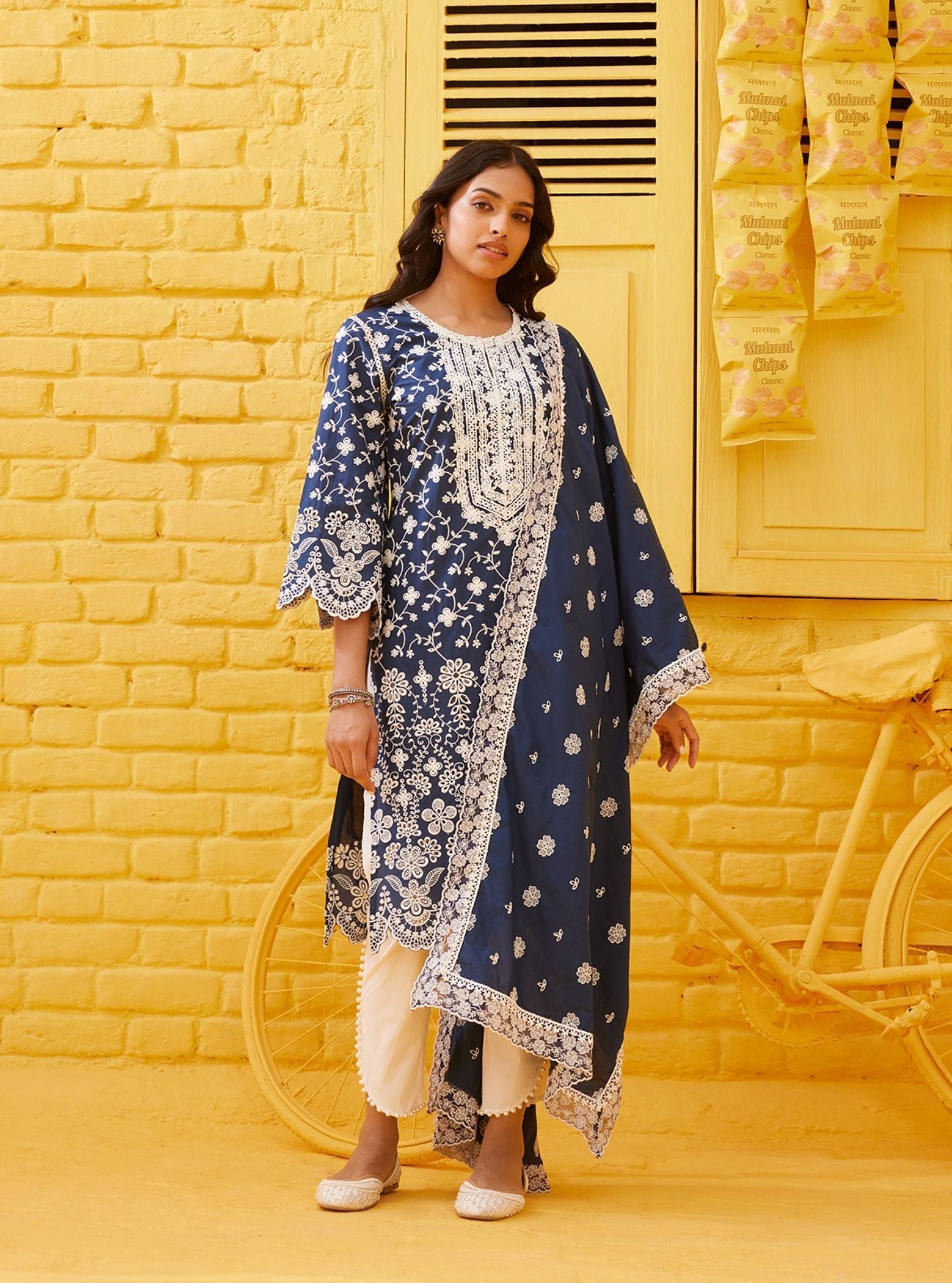 Mulmul Cotton Gauri Navy Kurta With Mulmul Cotton Kriya White Pant