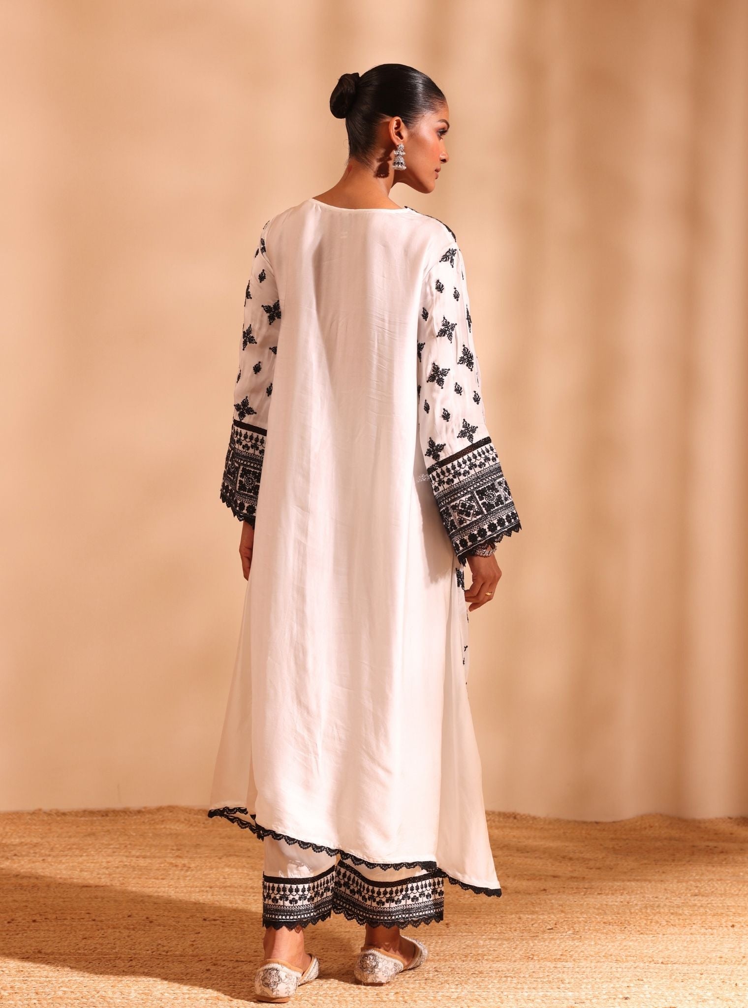 Anni Cupro Satin Off White Kurta Set