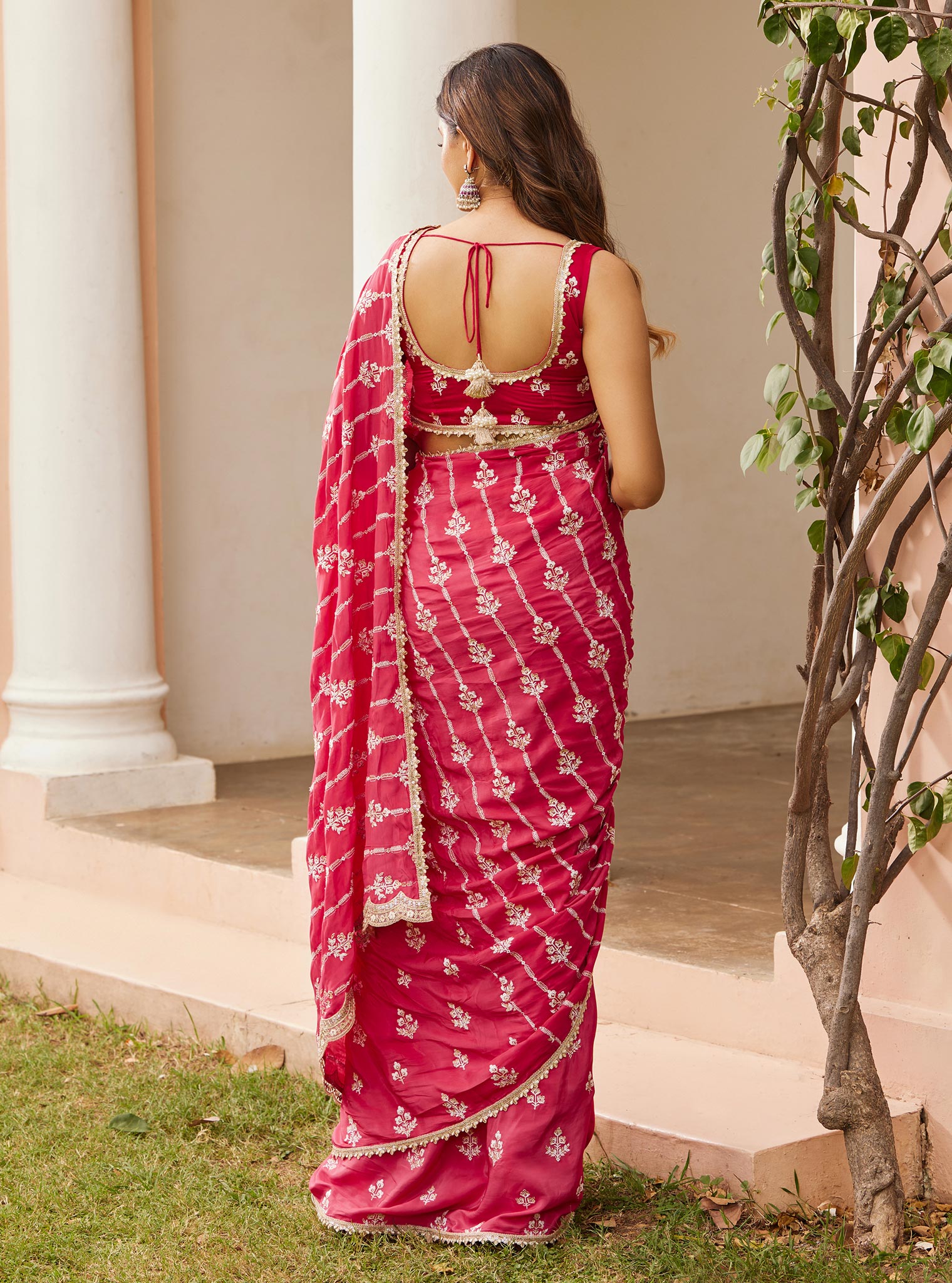 Dayika Crepe Red Saree