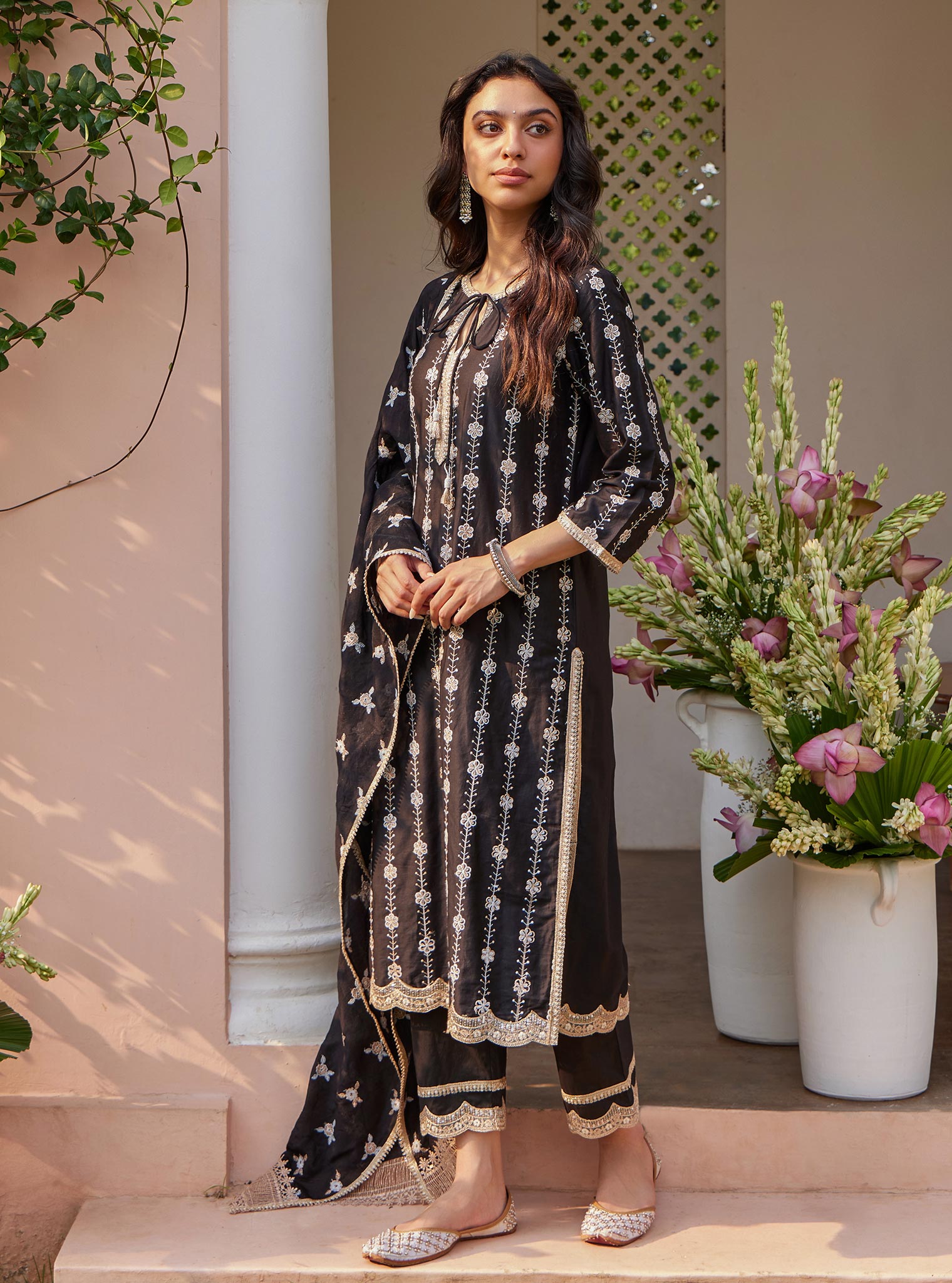 Mulmul Pima Jheel Black Kurta