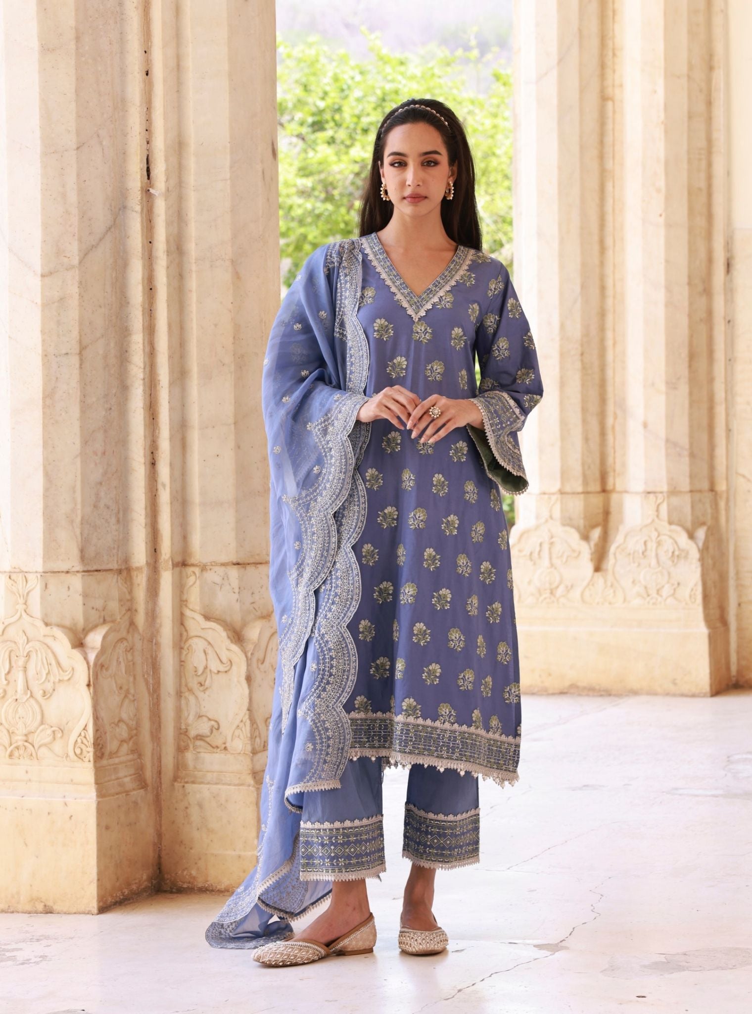 Mulmul Organza Yalika Denim Dupatta