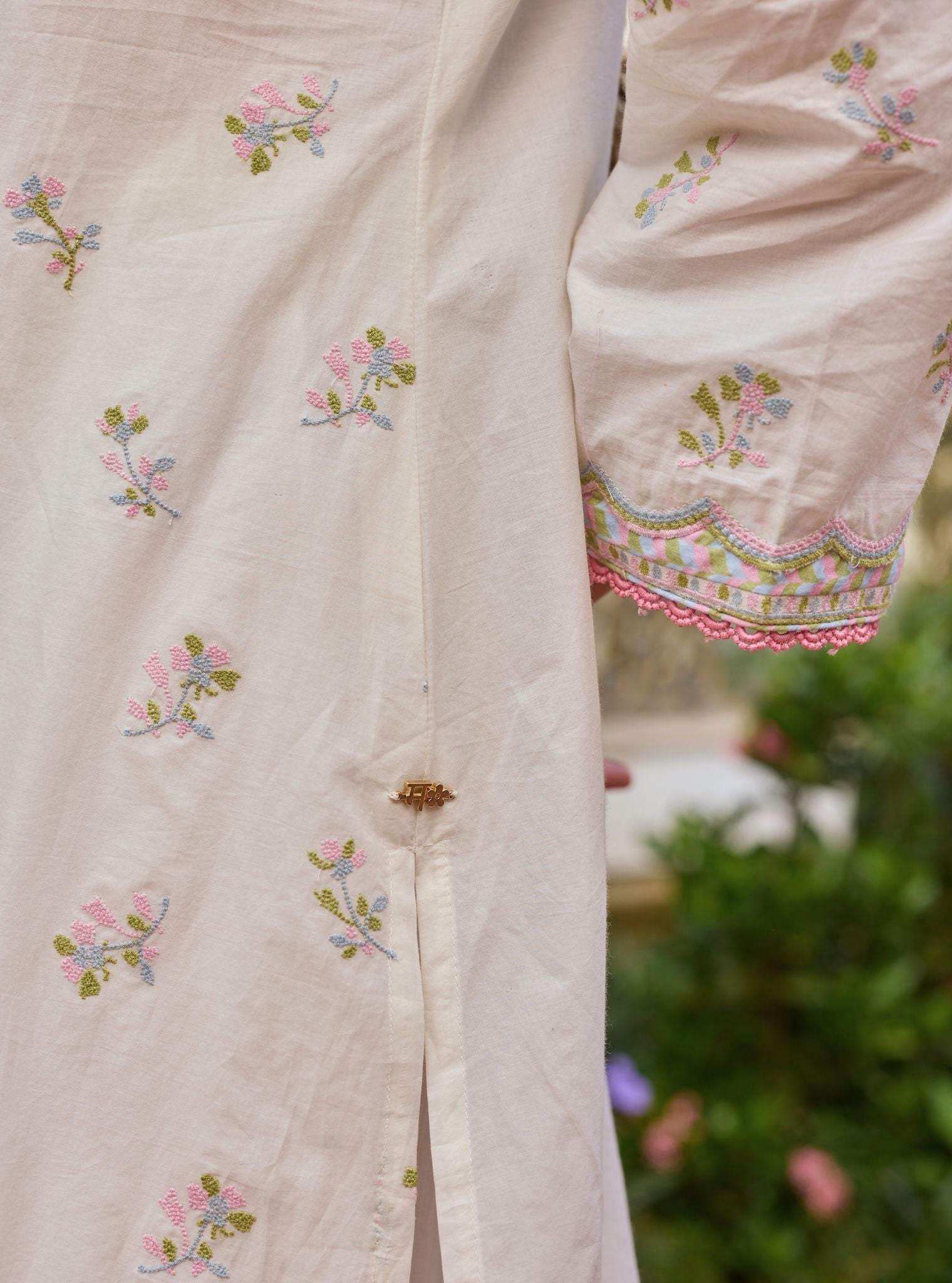 Airaani Supima Cotton Off-White Kurta Set