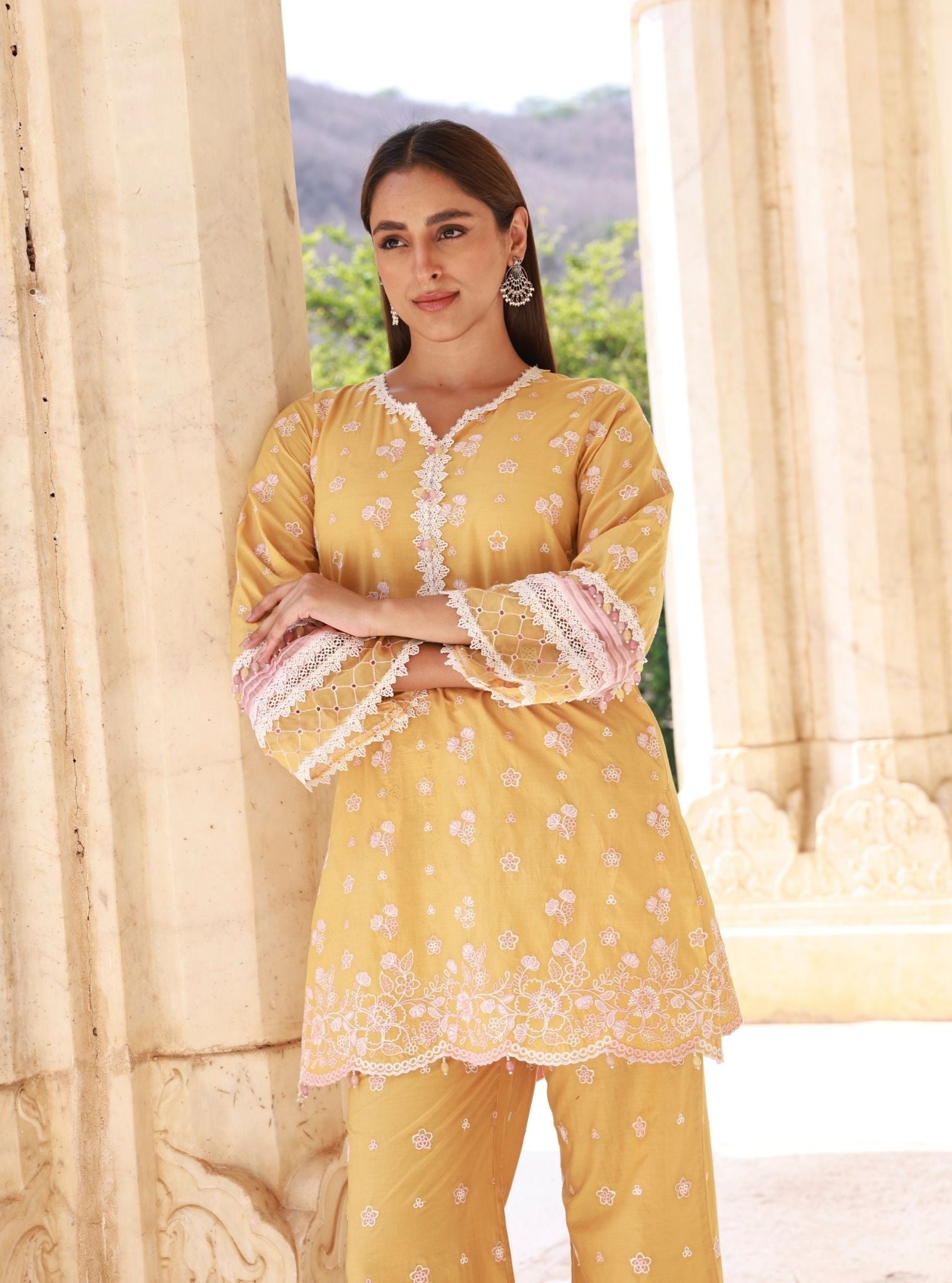 Kaveera Mustard Kurta Set