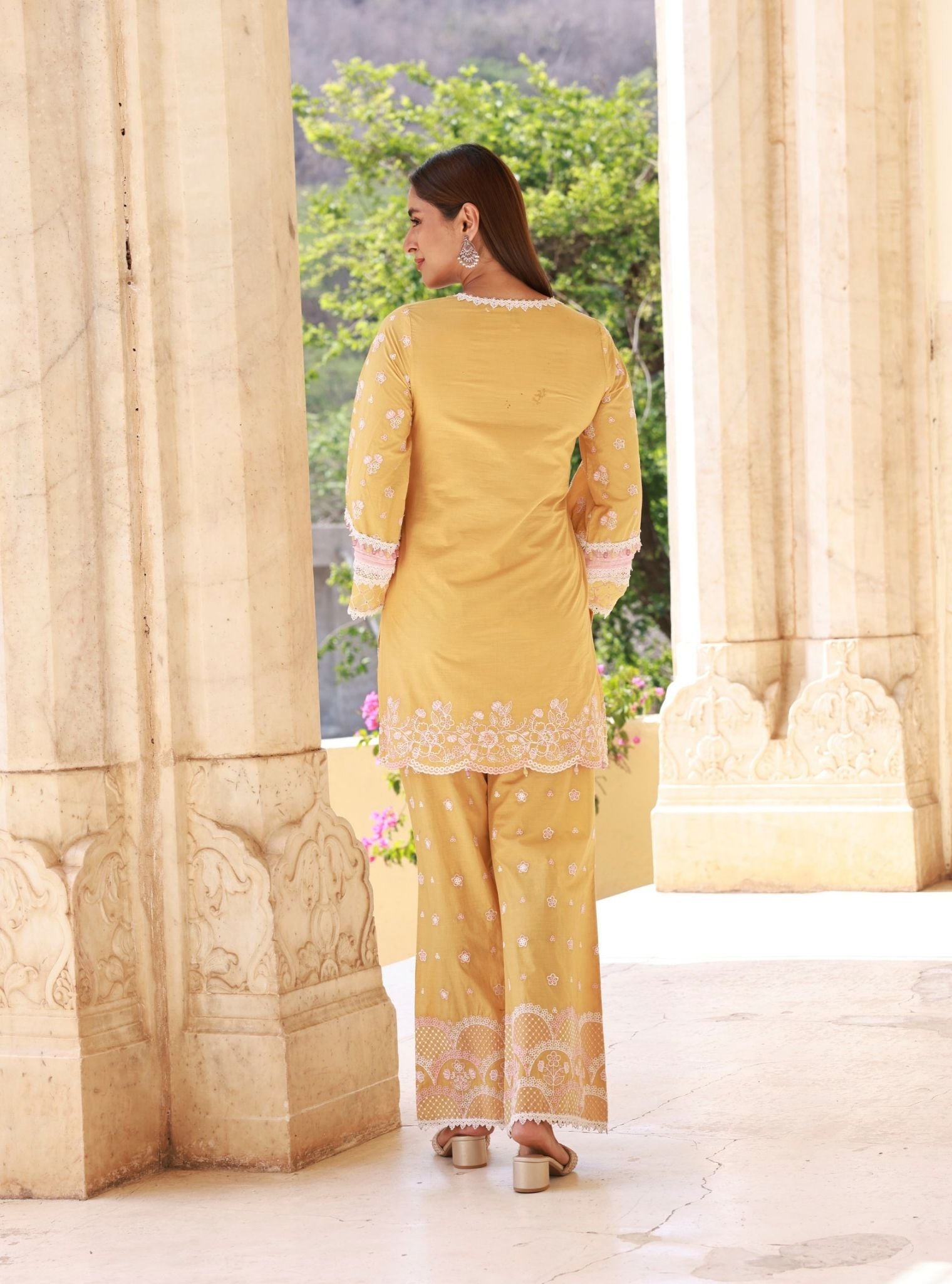 Kaveera Mustard Kurta Set