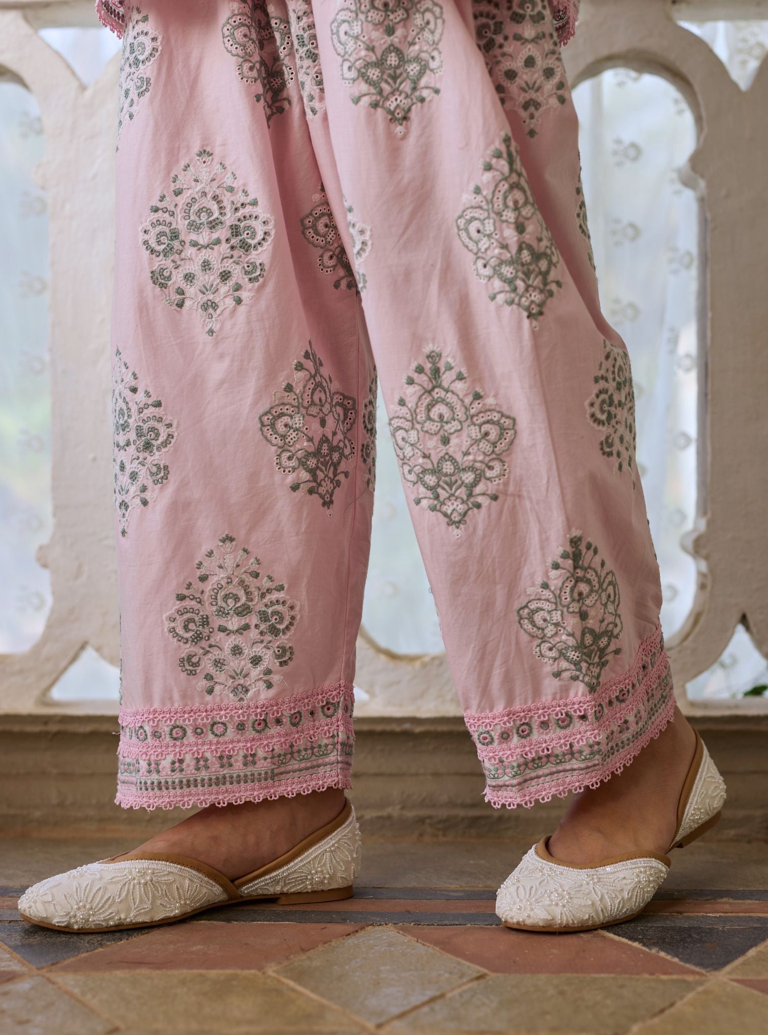 Viviana White Vegan Juttie