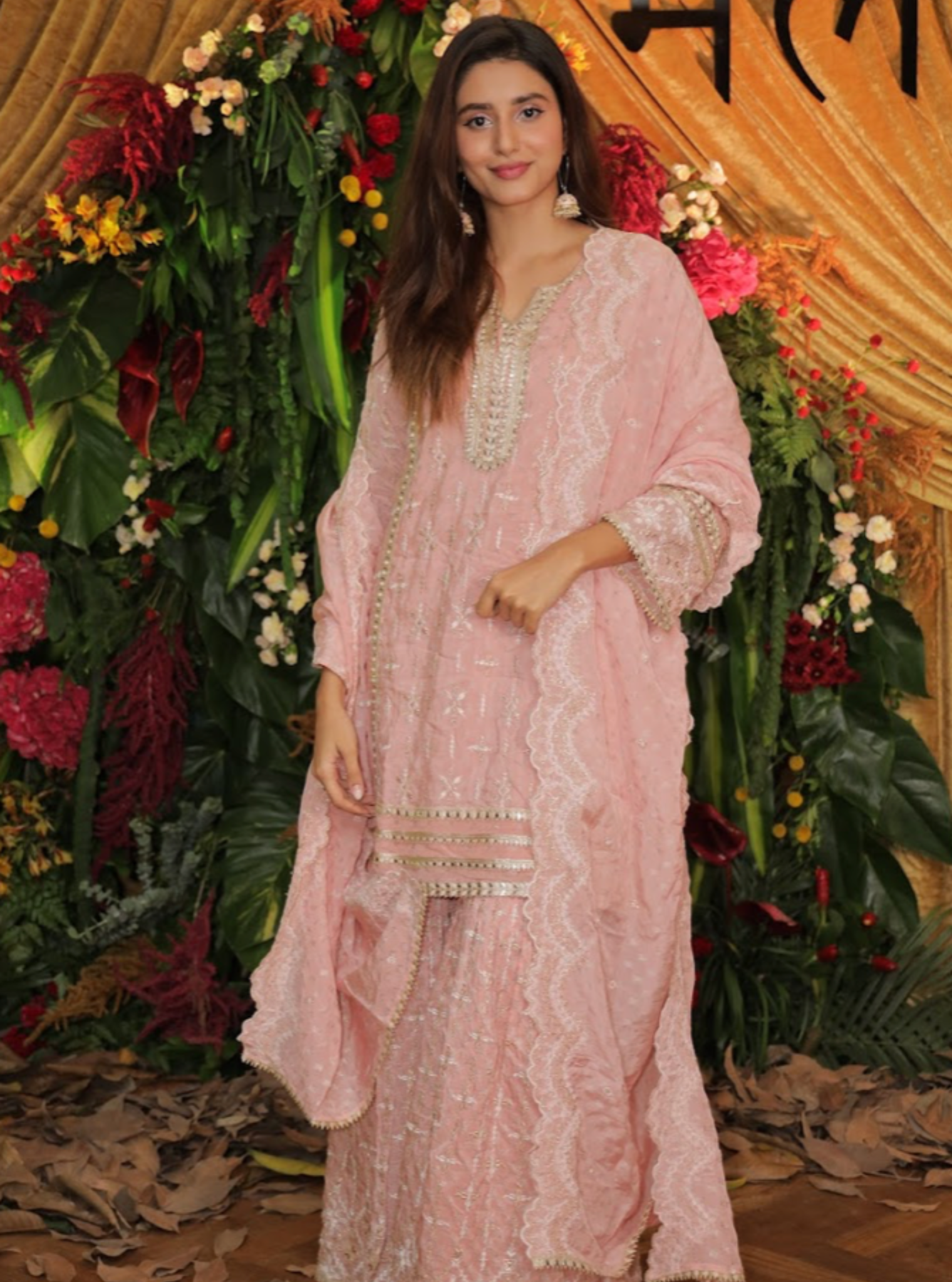 Mulmul Banrasi Mehreen Pink Kurta With Mulmul Banrasi Mehreen Pink Garara