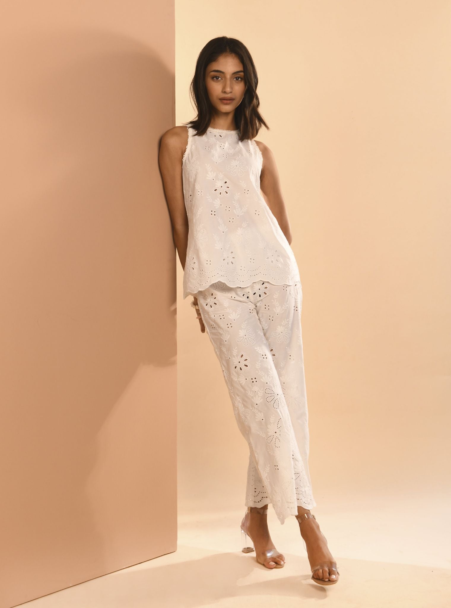 Mulmul Cotton Neve White Top With Mulmul Cotton Neve White Pant