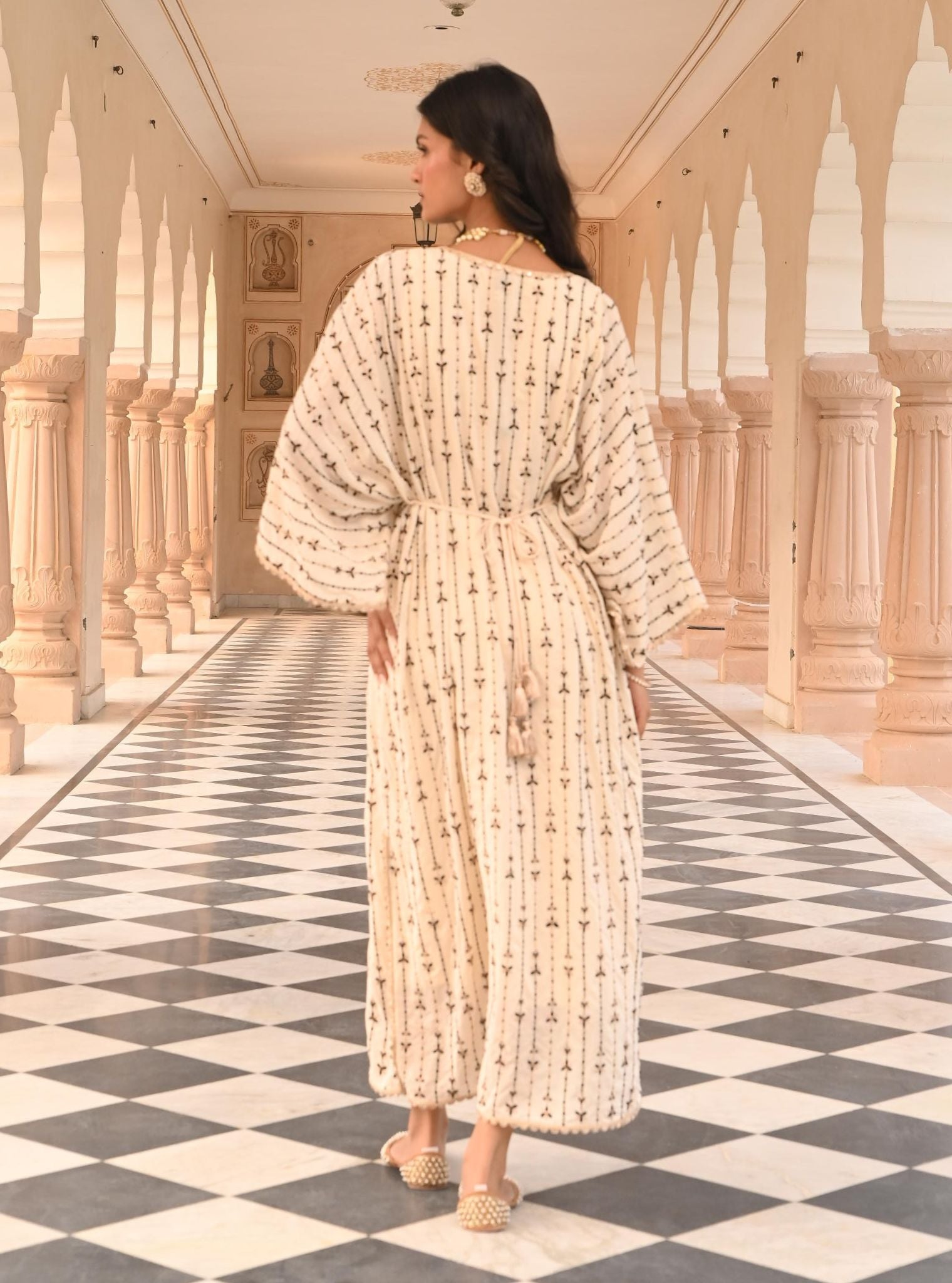 Gul Crepe Off White Kaftan