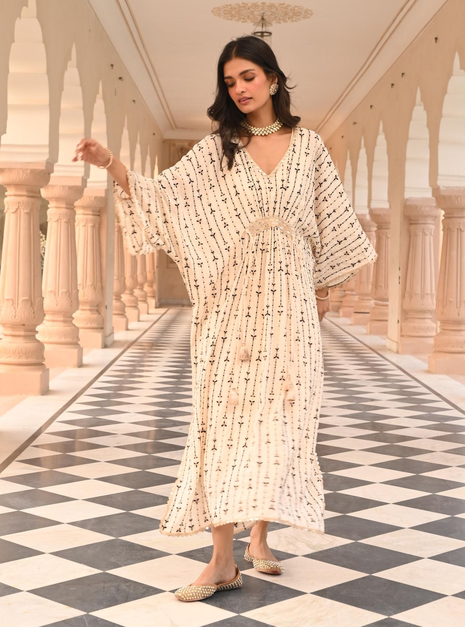 Gul Crepe Off White Kaftan