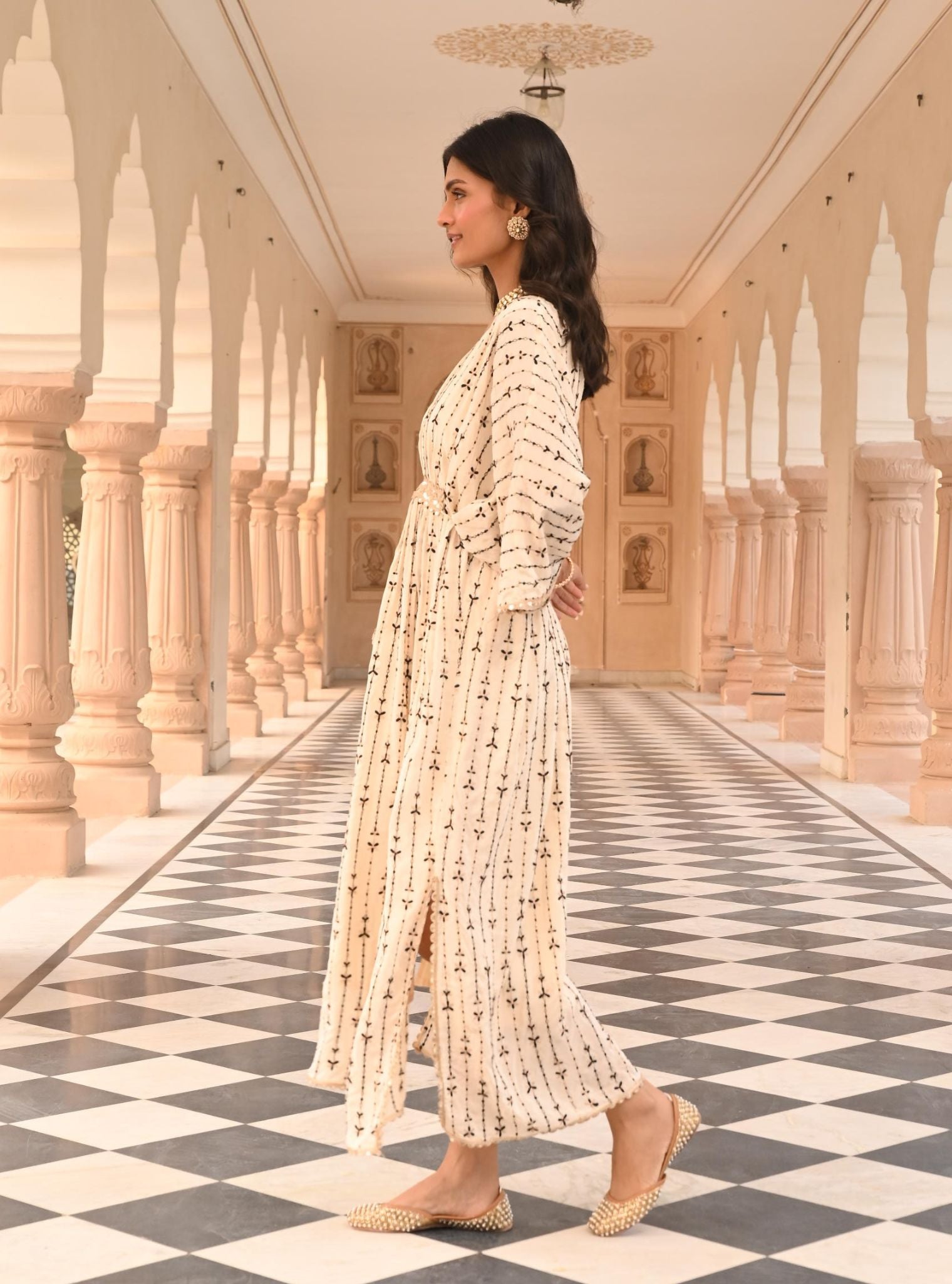 Gul Crepe Off White Kaftan