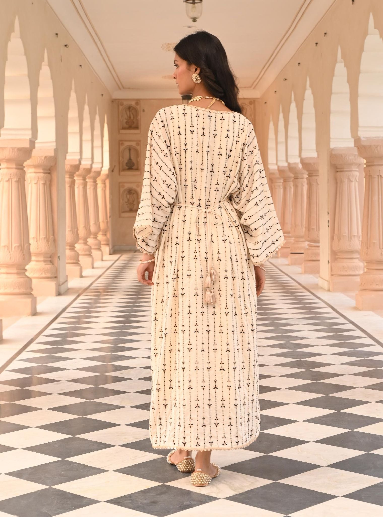 Gul Crepe Off White Kaftan