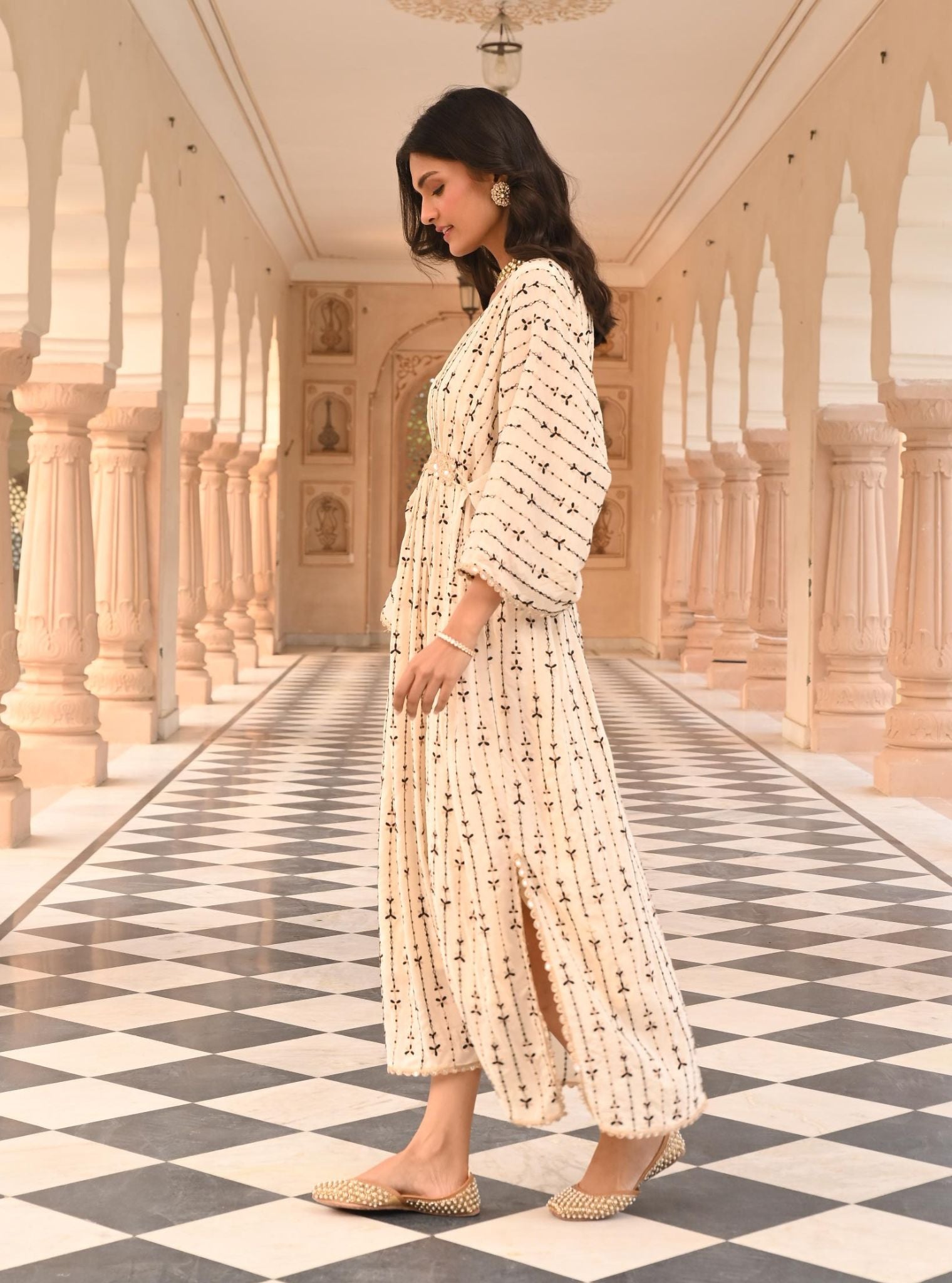 Gul Crepe Off White Kaftan