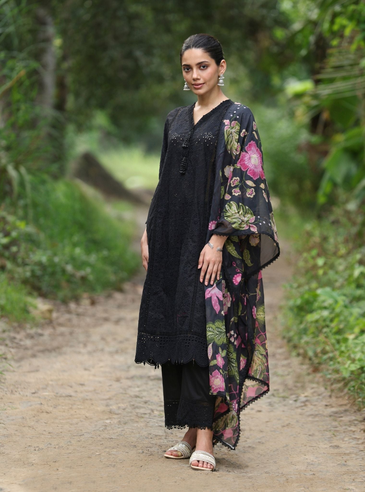 Mulmul Organza Printed Aaira Black Dupatta