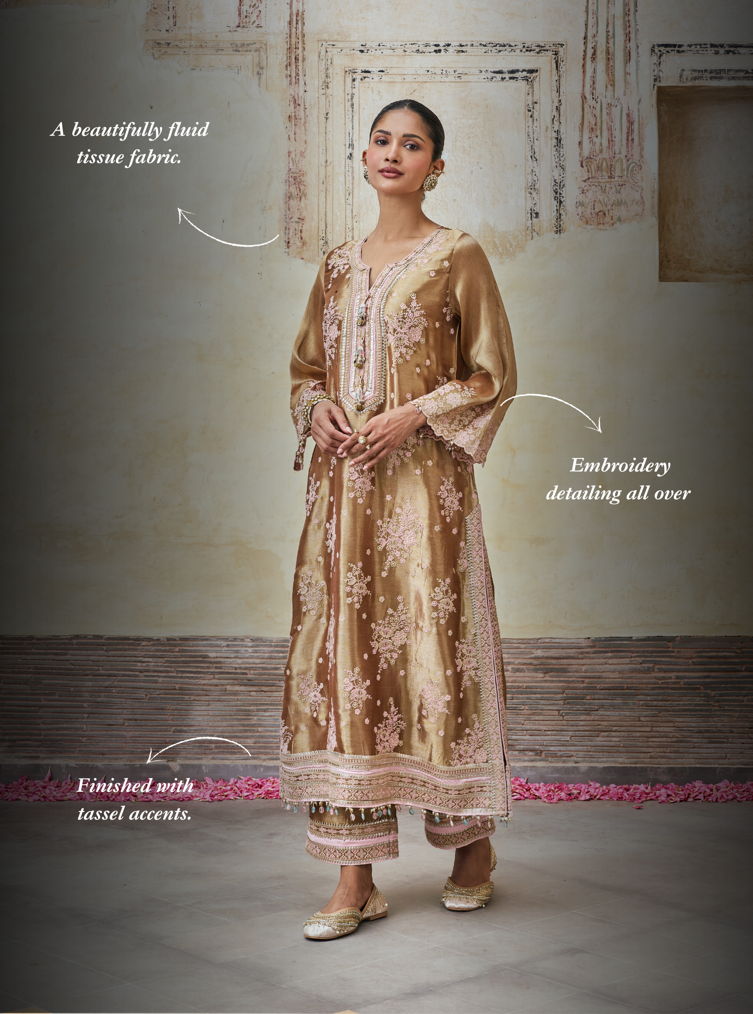 Dariya Bemberg Giraffe Brown Kurta Set