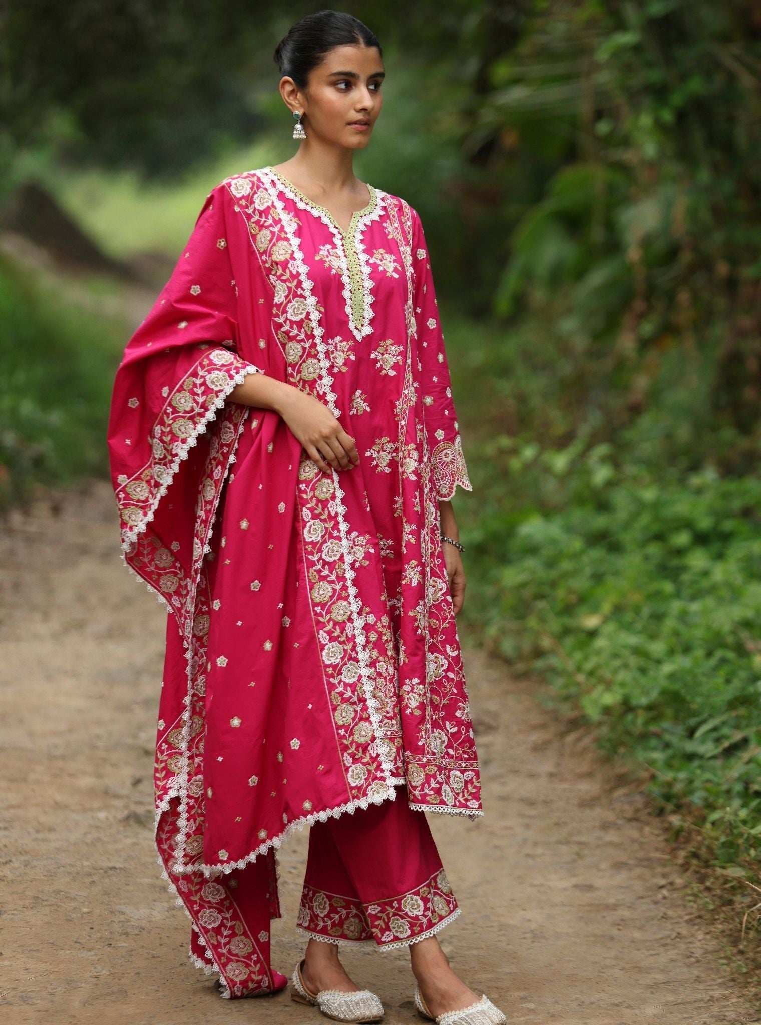 Mulmul Supima Cotton Aavya Fuschia Dupatta