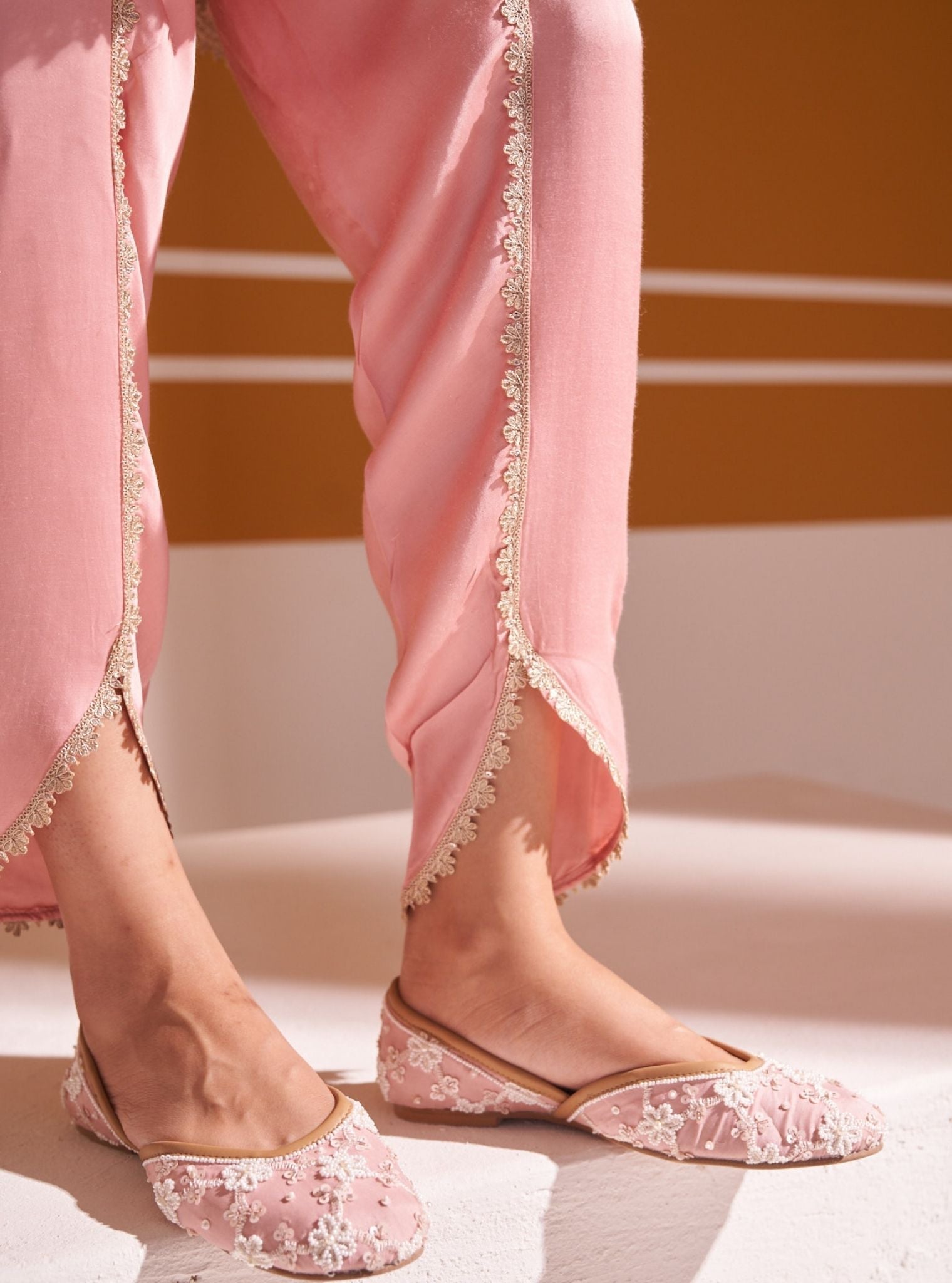 Sohni Banarsi Pink Kurta Set