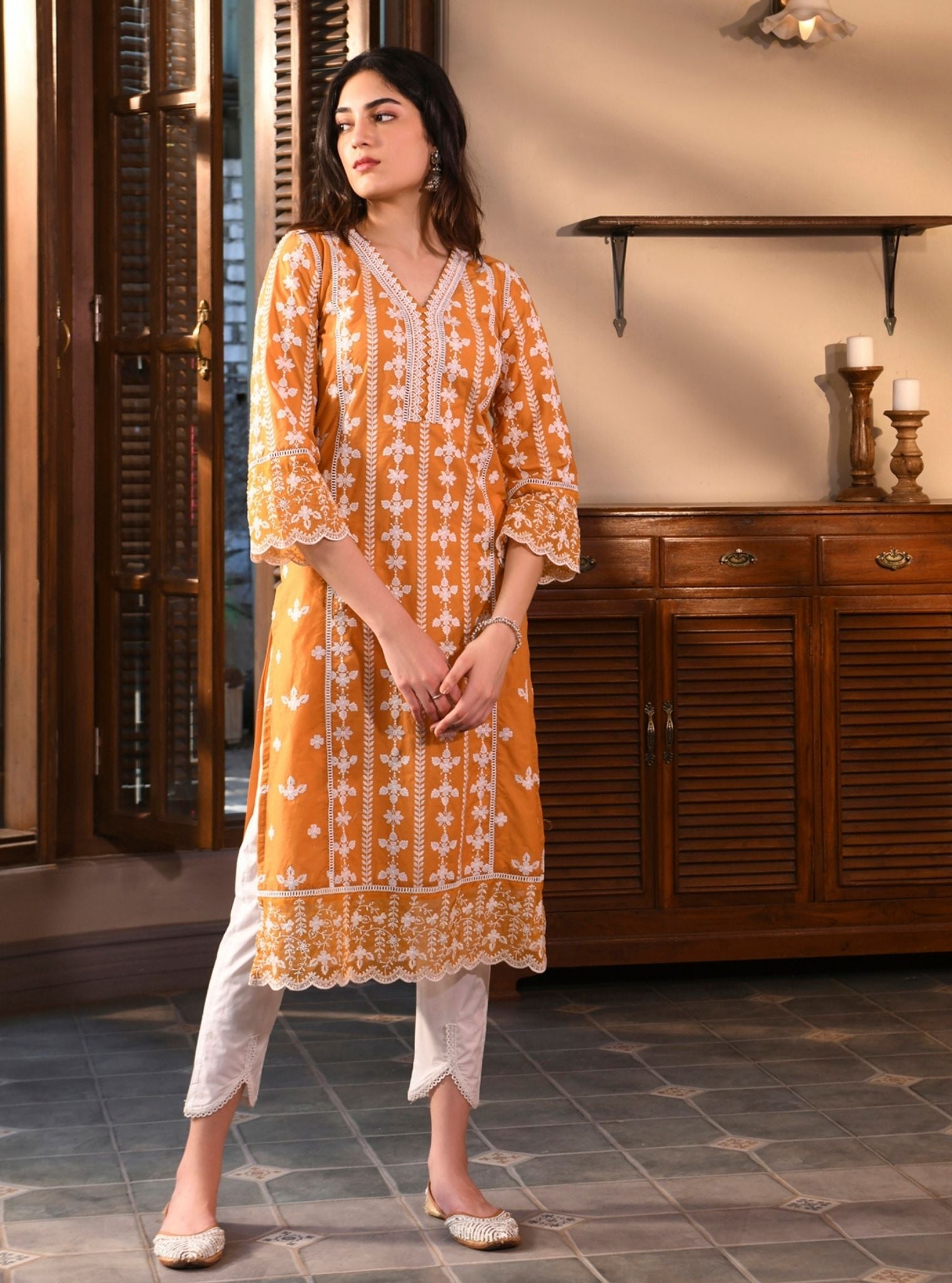 Mulmul Cotton Arpina Orange Kurta With Mulmul Cotton Inverted V Hem White Pant