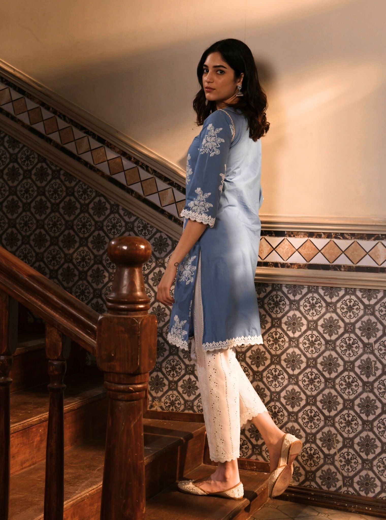 Mulmul Cotton Ayda Denim Kurta With Mulmul Cotton Vertical Boring Emb White Pant