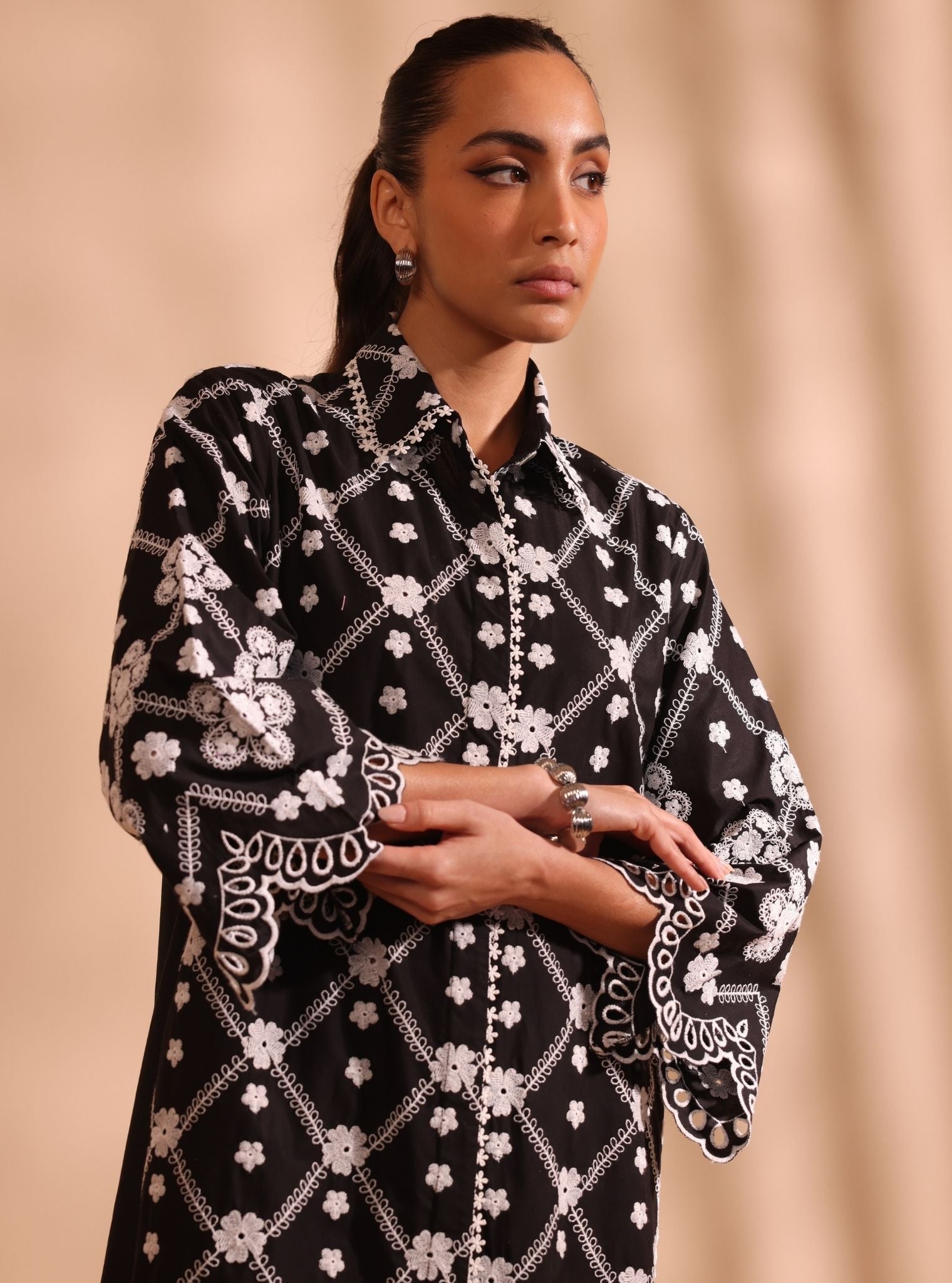 Mulmul Cotton Magnus Black Kurta With Mulmul Cotton Magnus Black Kurta