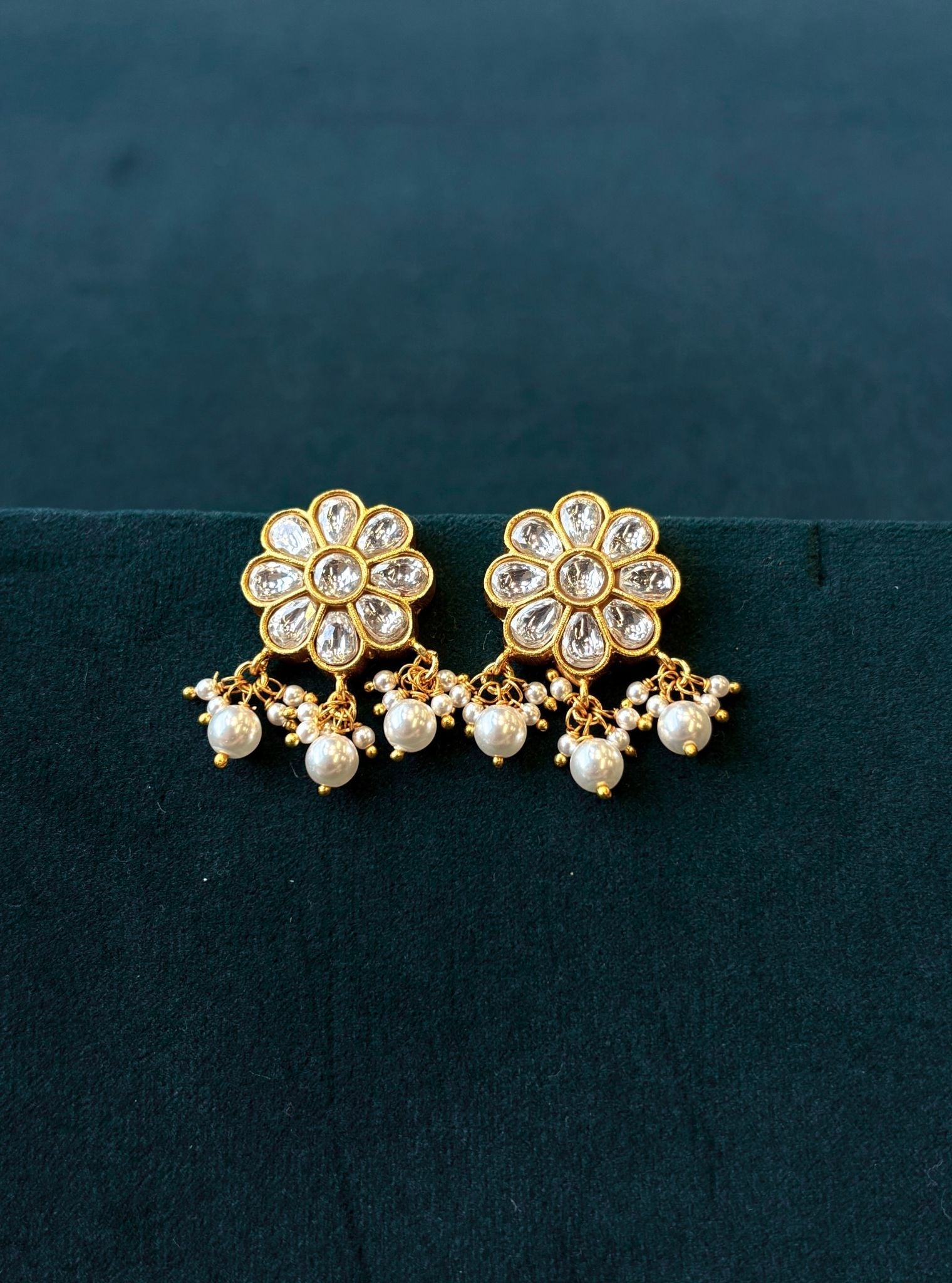 Pure Silver Kaneli Studs