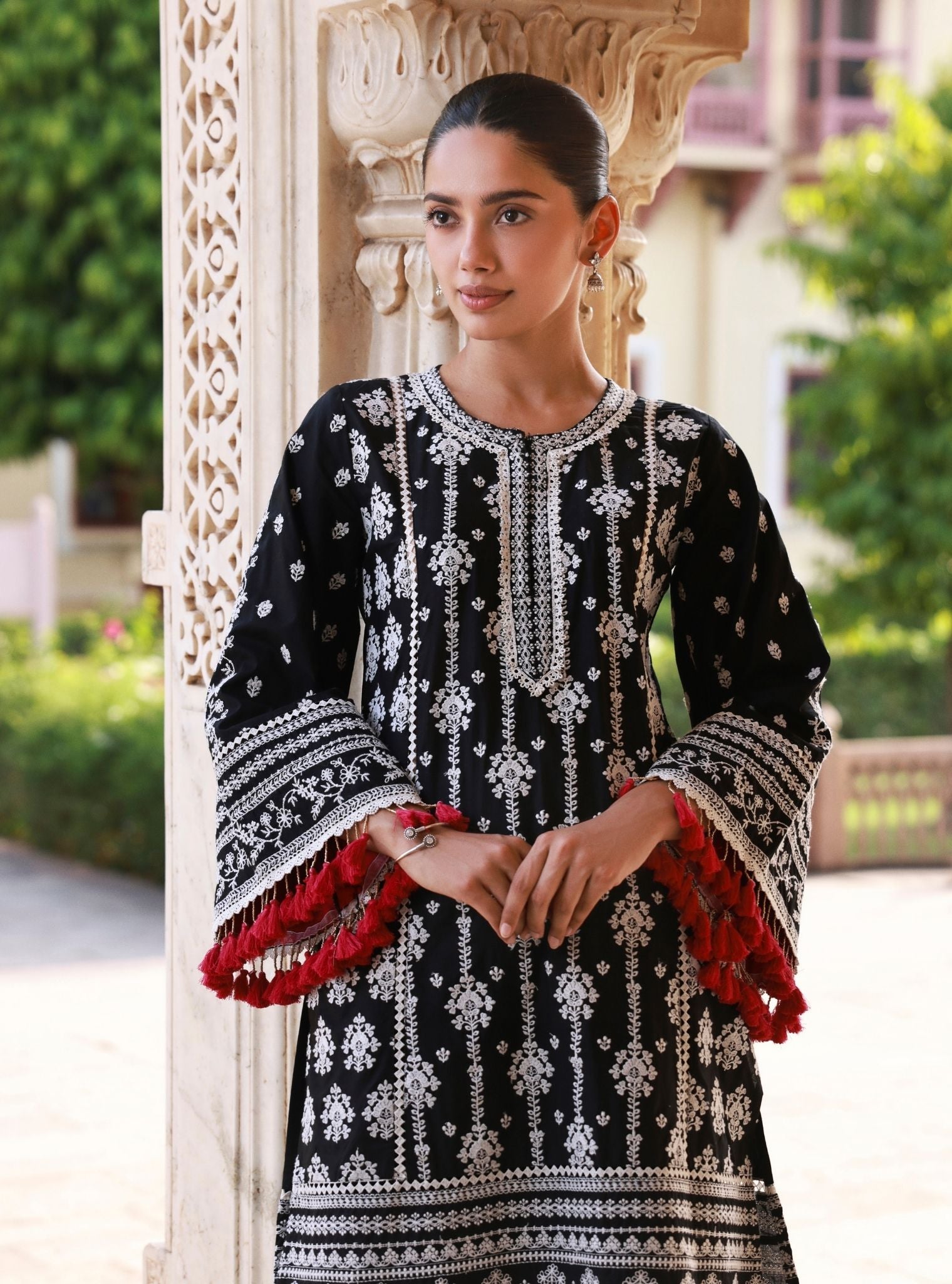 Lomeya Black Kurta Set