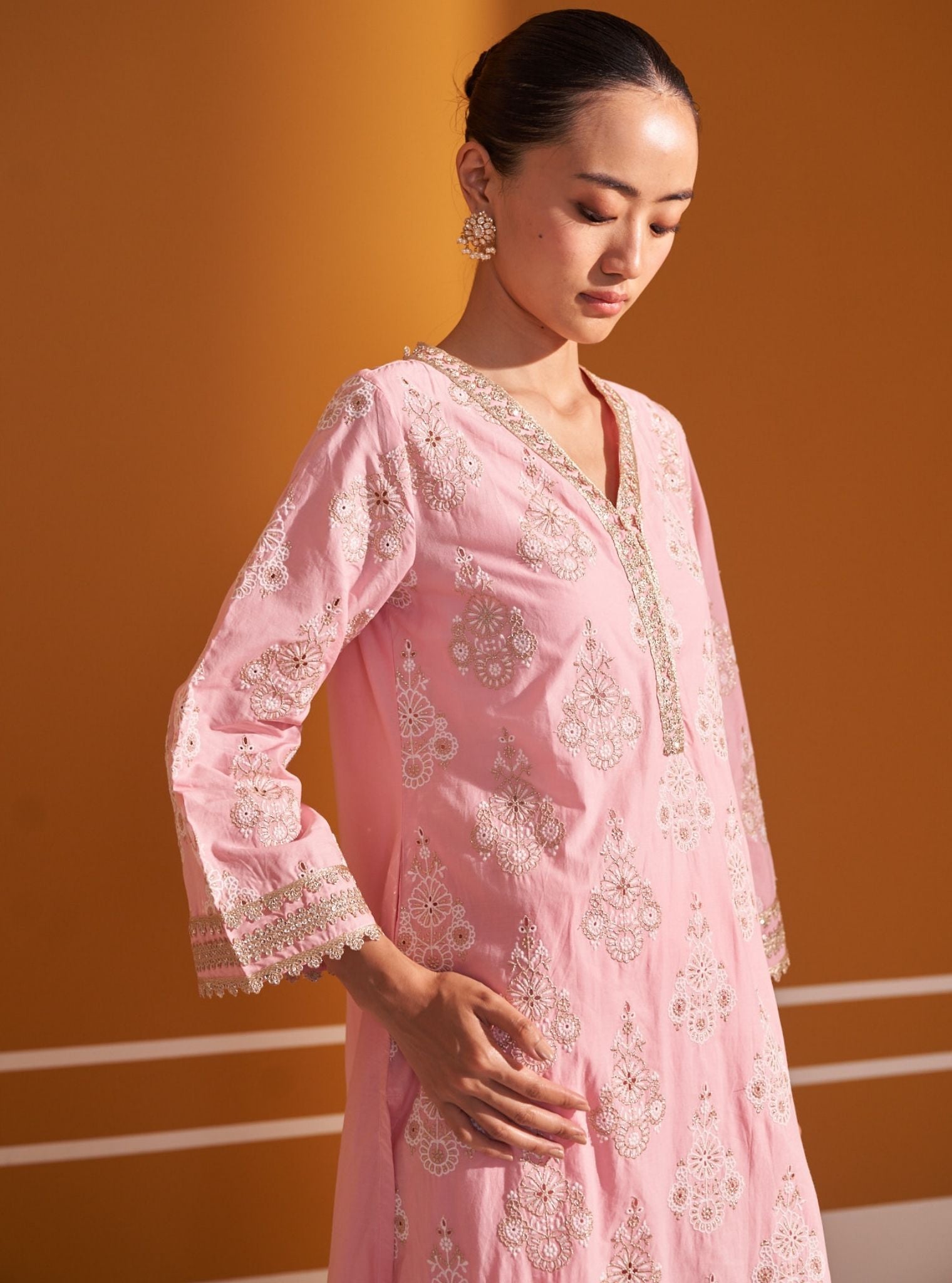 Mulmul Cotton Kaeo Pink Kurta With Mulmul Cotton Kaeo Pink Pant