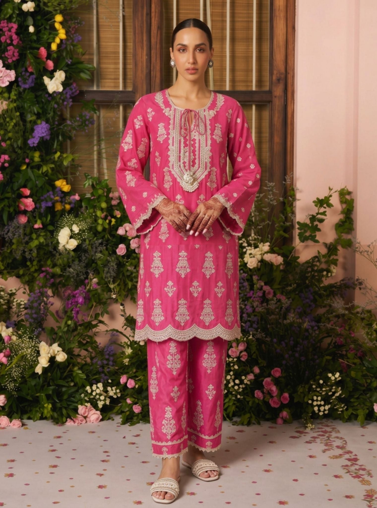 Intira Crepe Fuschia Kurta Set