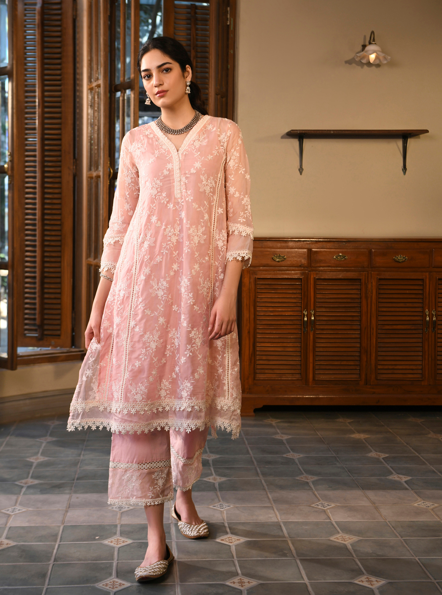 Mulmul Organza Hiyti Pink Kurta With Mulmul Cotton Hiyti Pink Pant