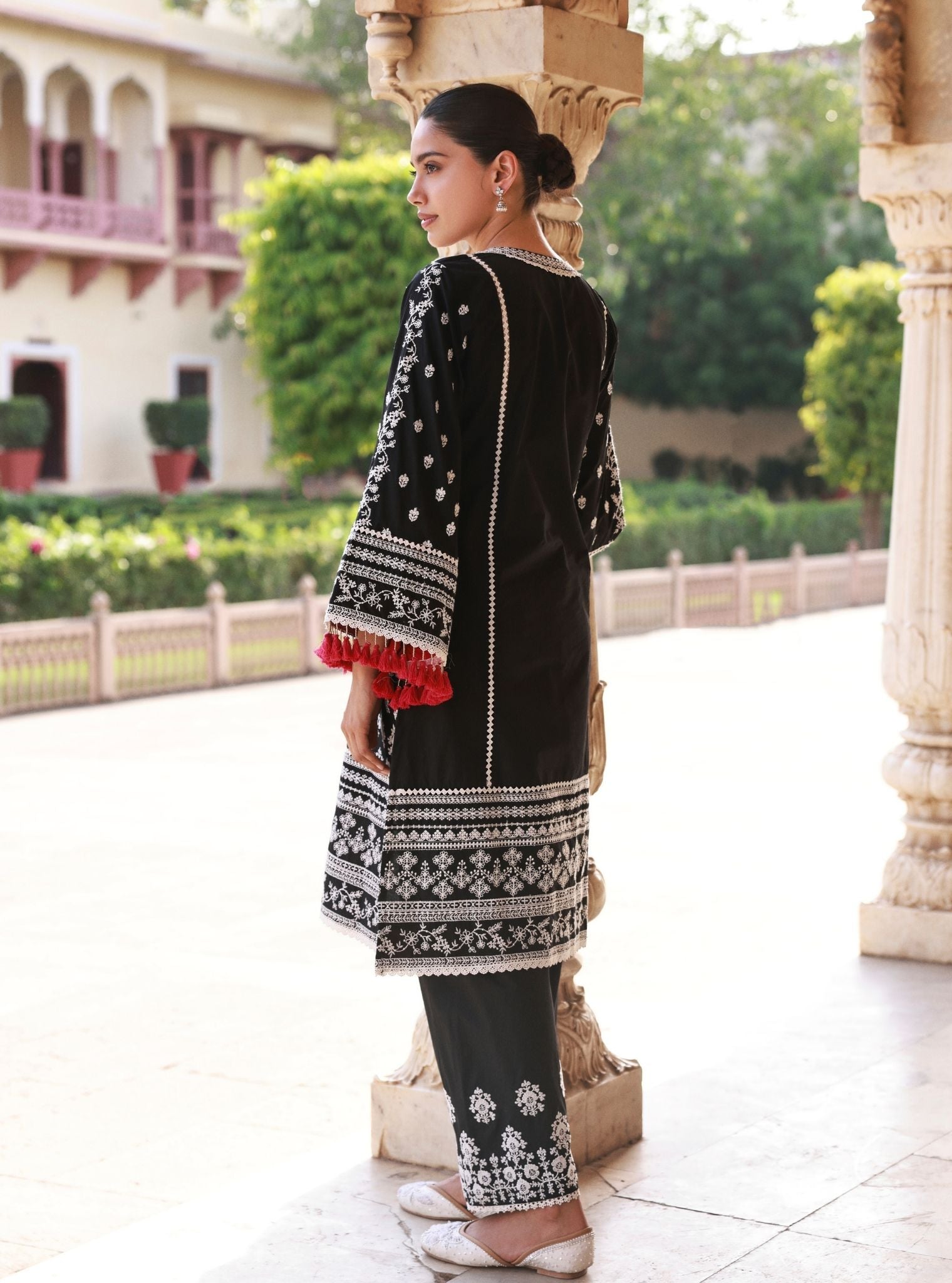 Lomeya Black Kurta Set