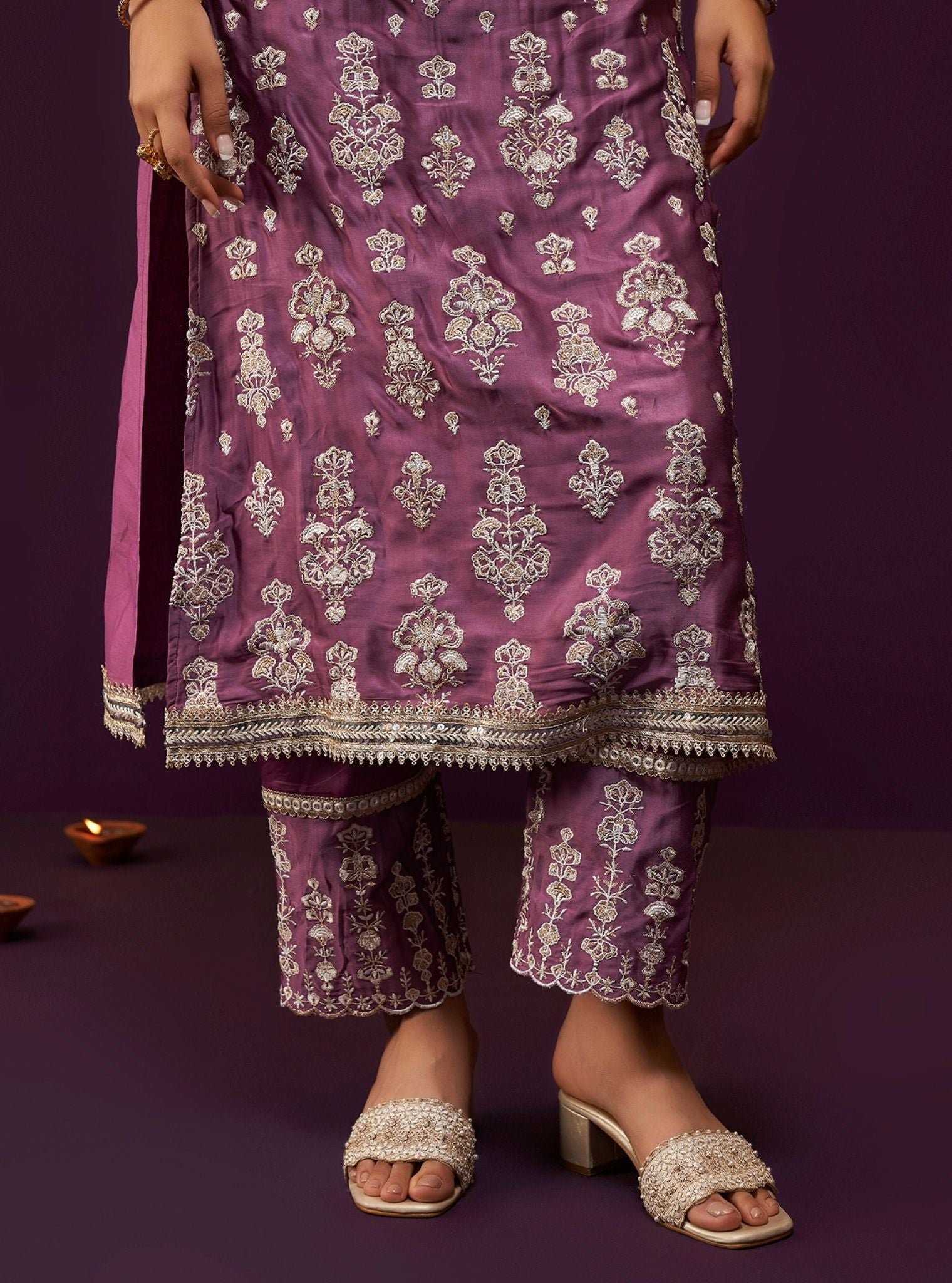 Mulmul Cupro Satin Florentina Purple Kurta With Mulmul Cupro Satin Florentina Purple Pant