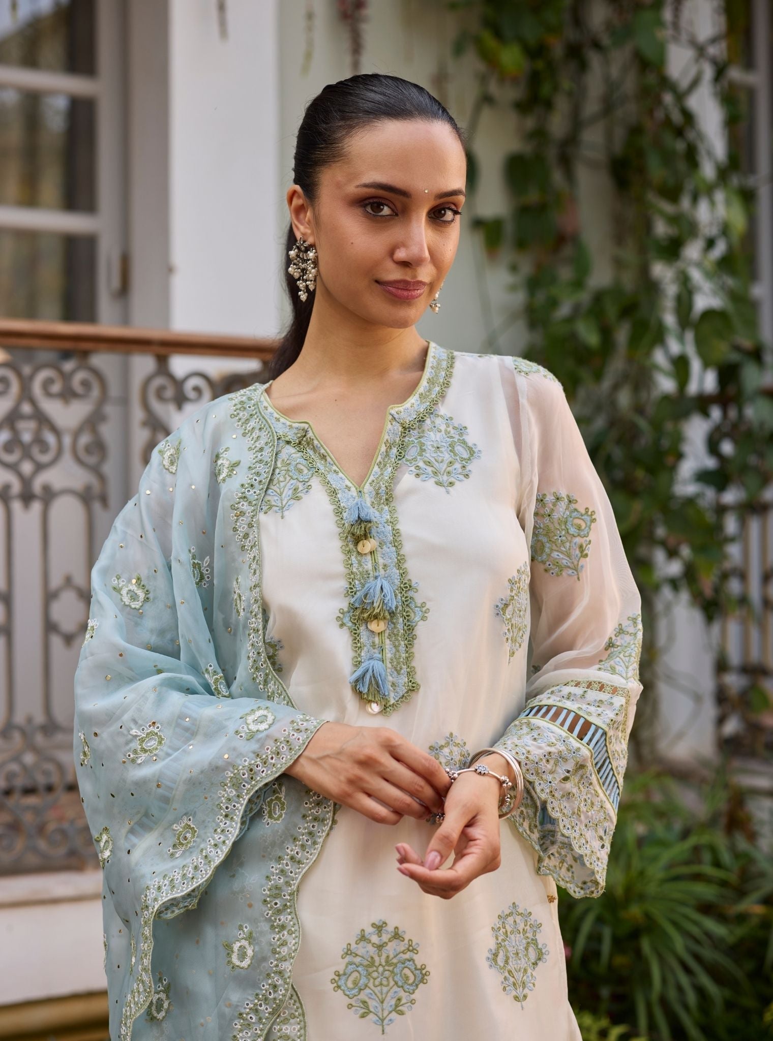 Suko Organza Off White Kurta Set