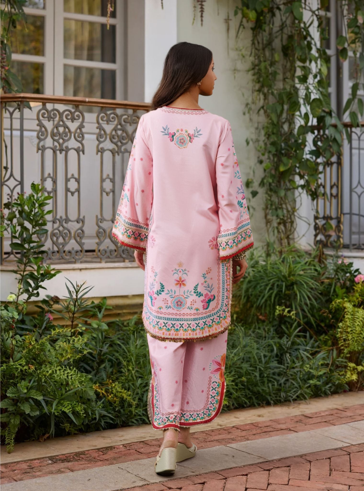 Omira Pima Satin Printed Pink Kurta Set